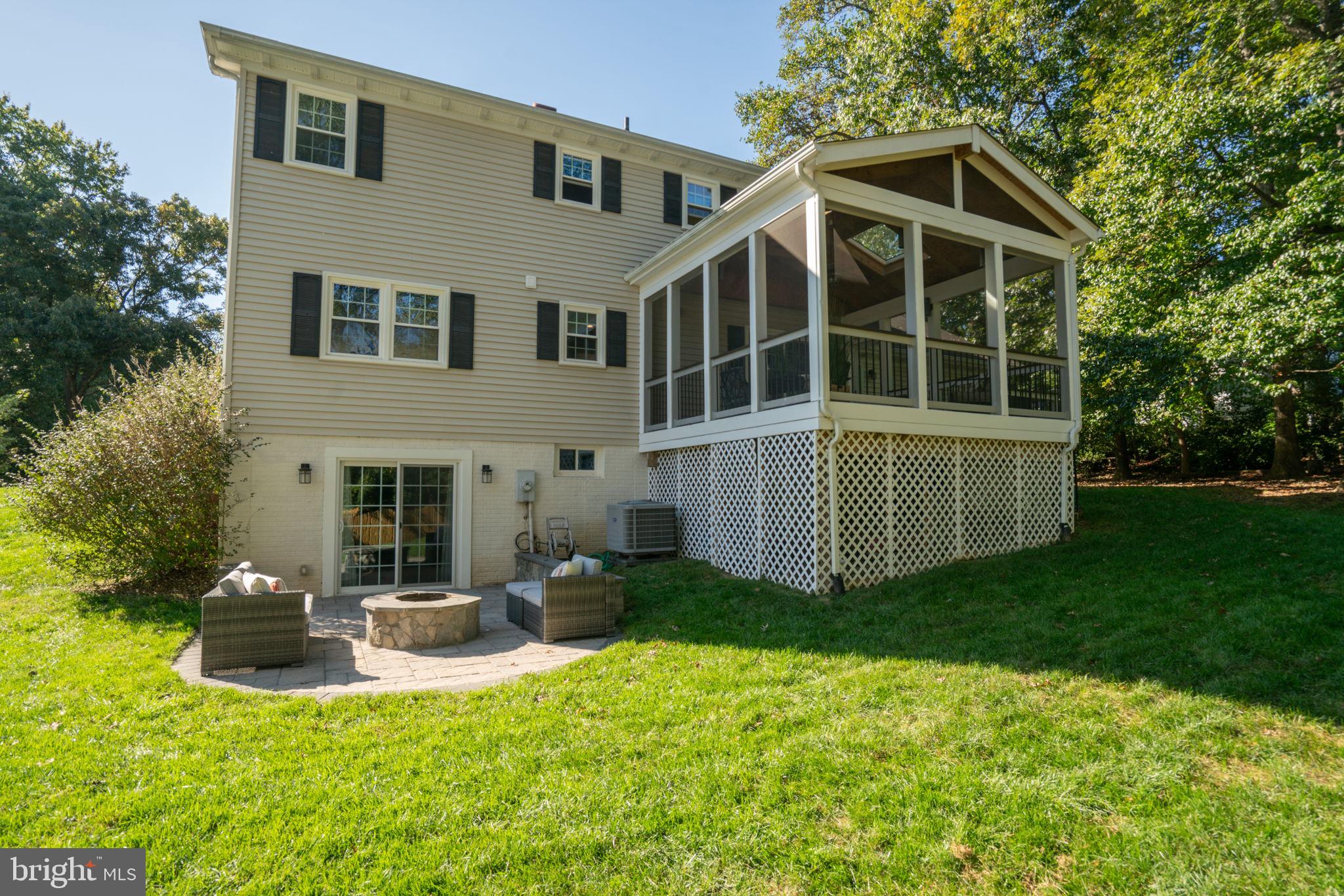 BURKE CENTRE - Residential