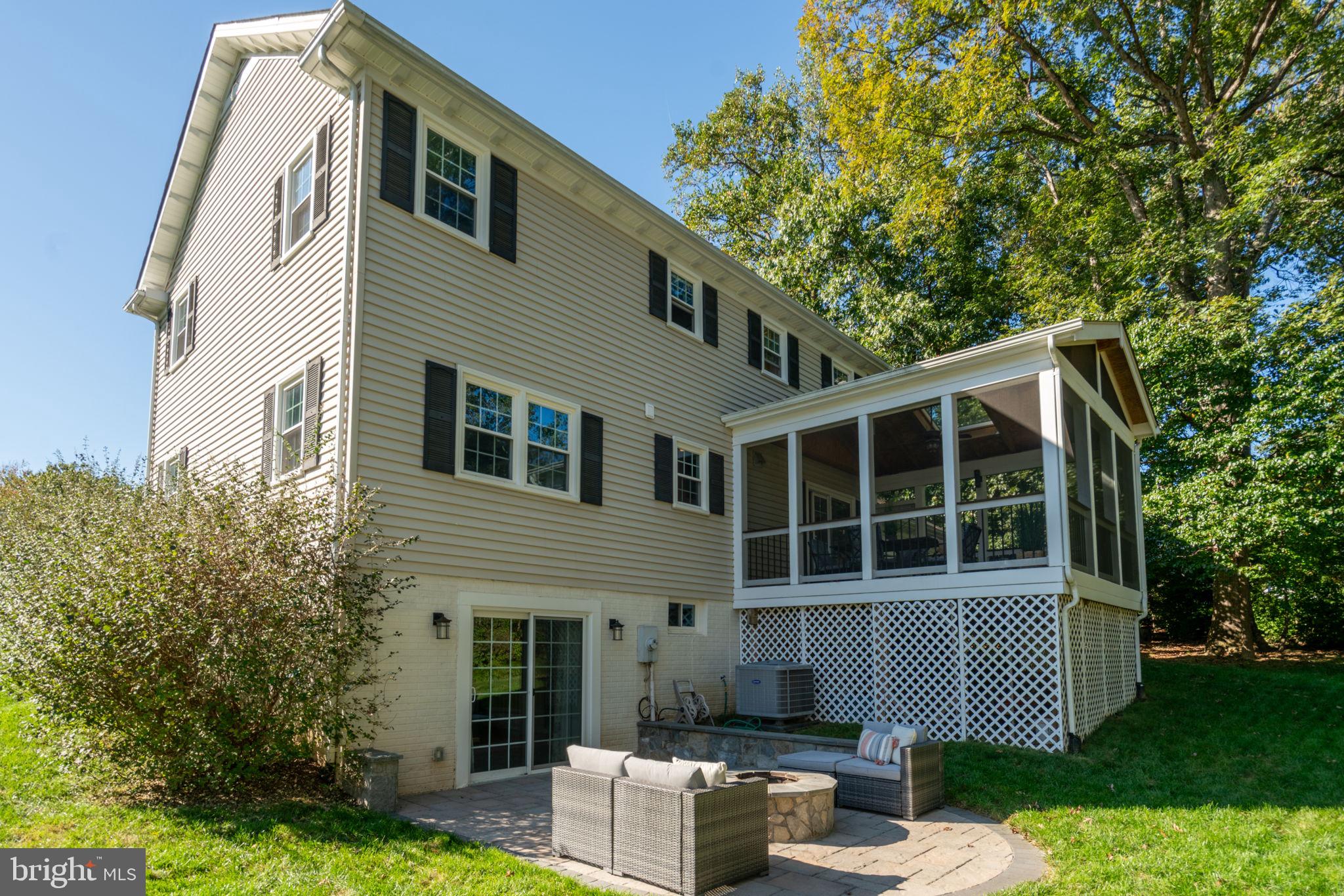 BURKE CENTRE - Residential