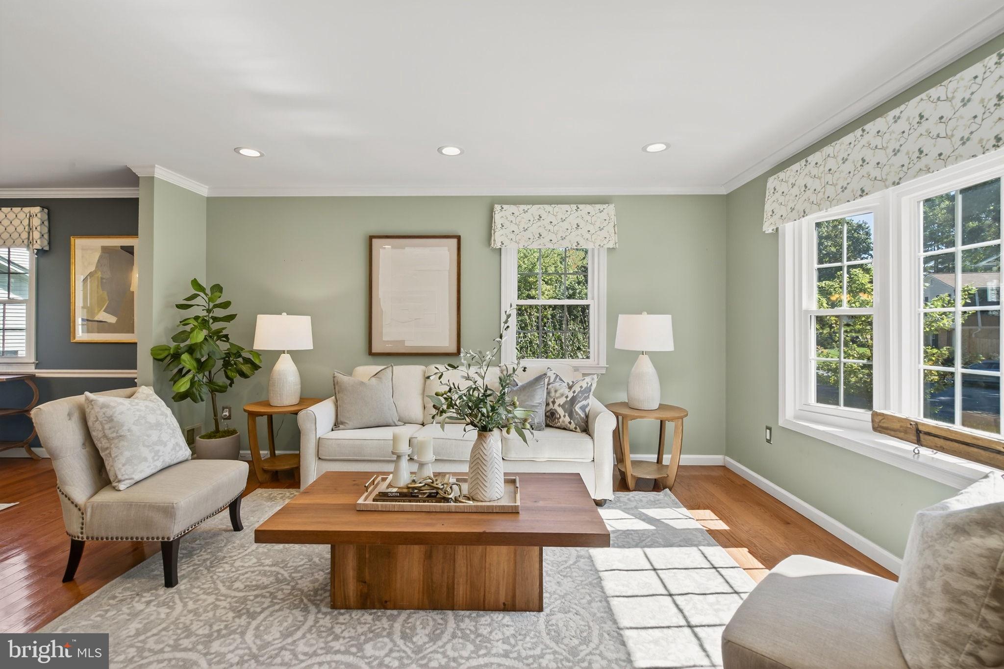 BURKE CENTRE - Residential