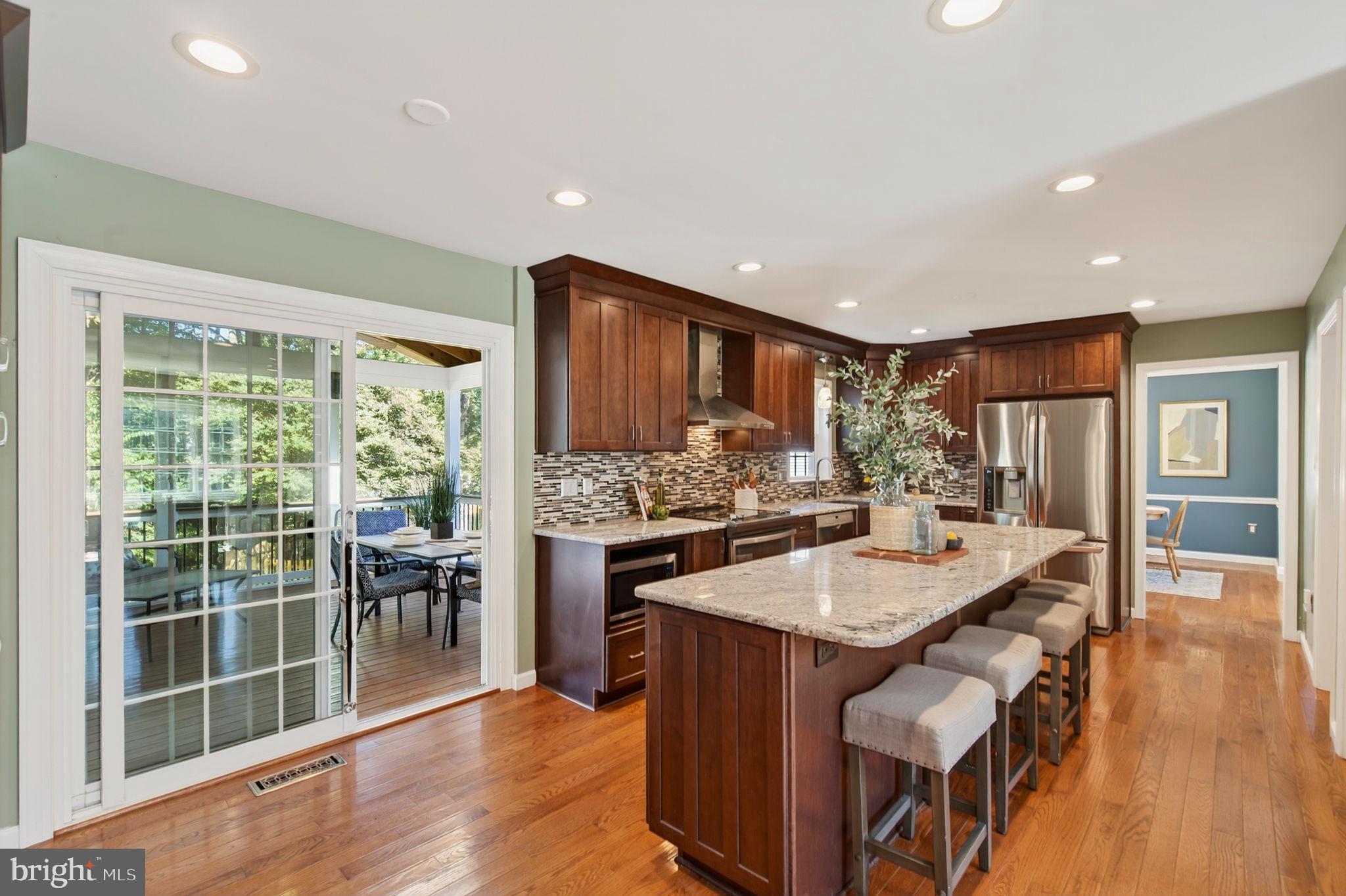 BURKE CENTRE - Residential