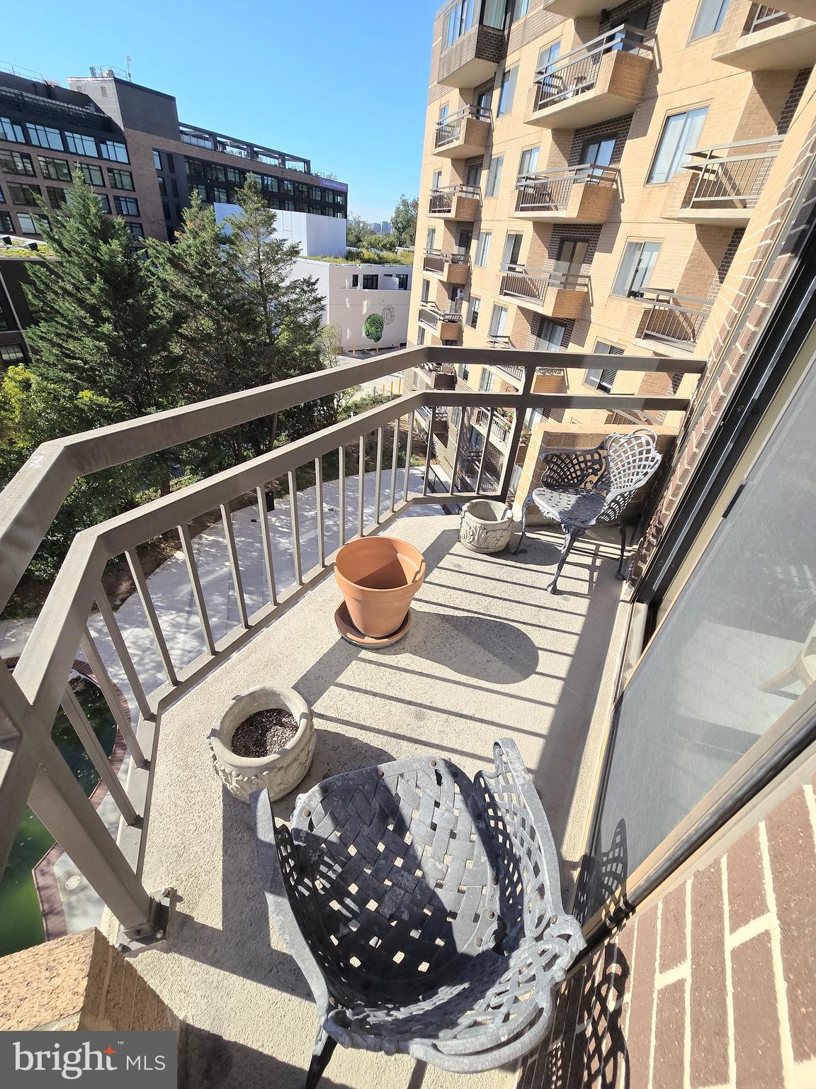 OBSERVATORY CIRCLE - Residential