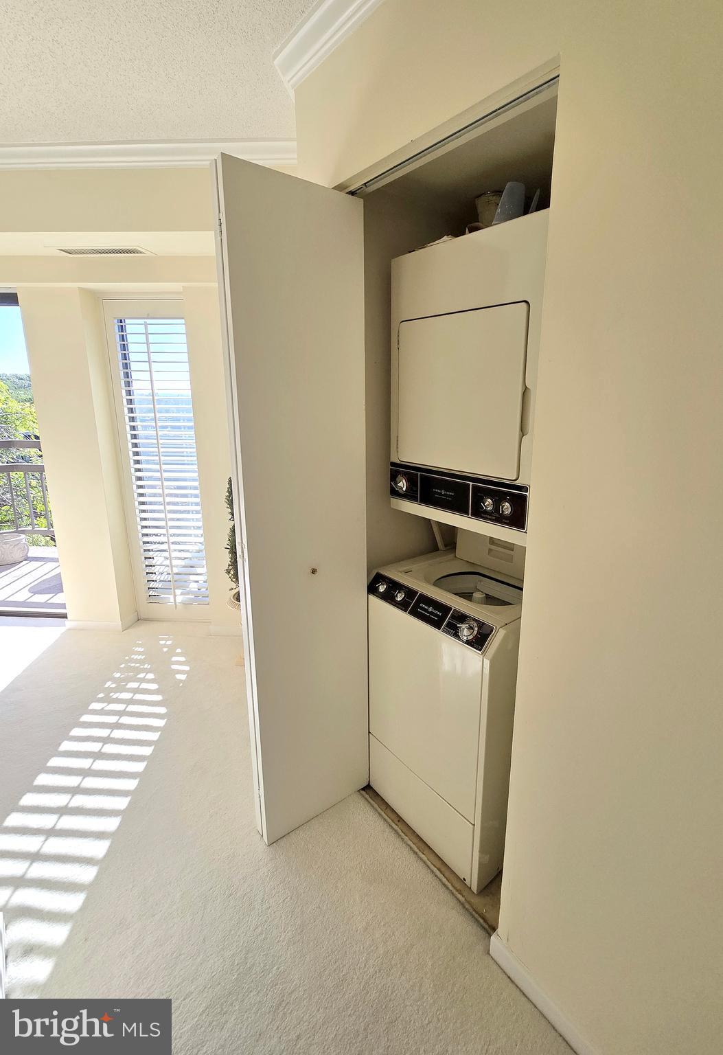 OBSERVATORY CIRCLE - Residential