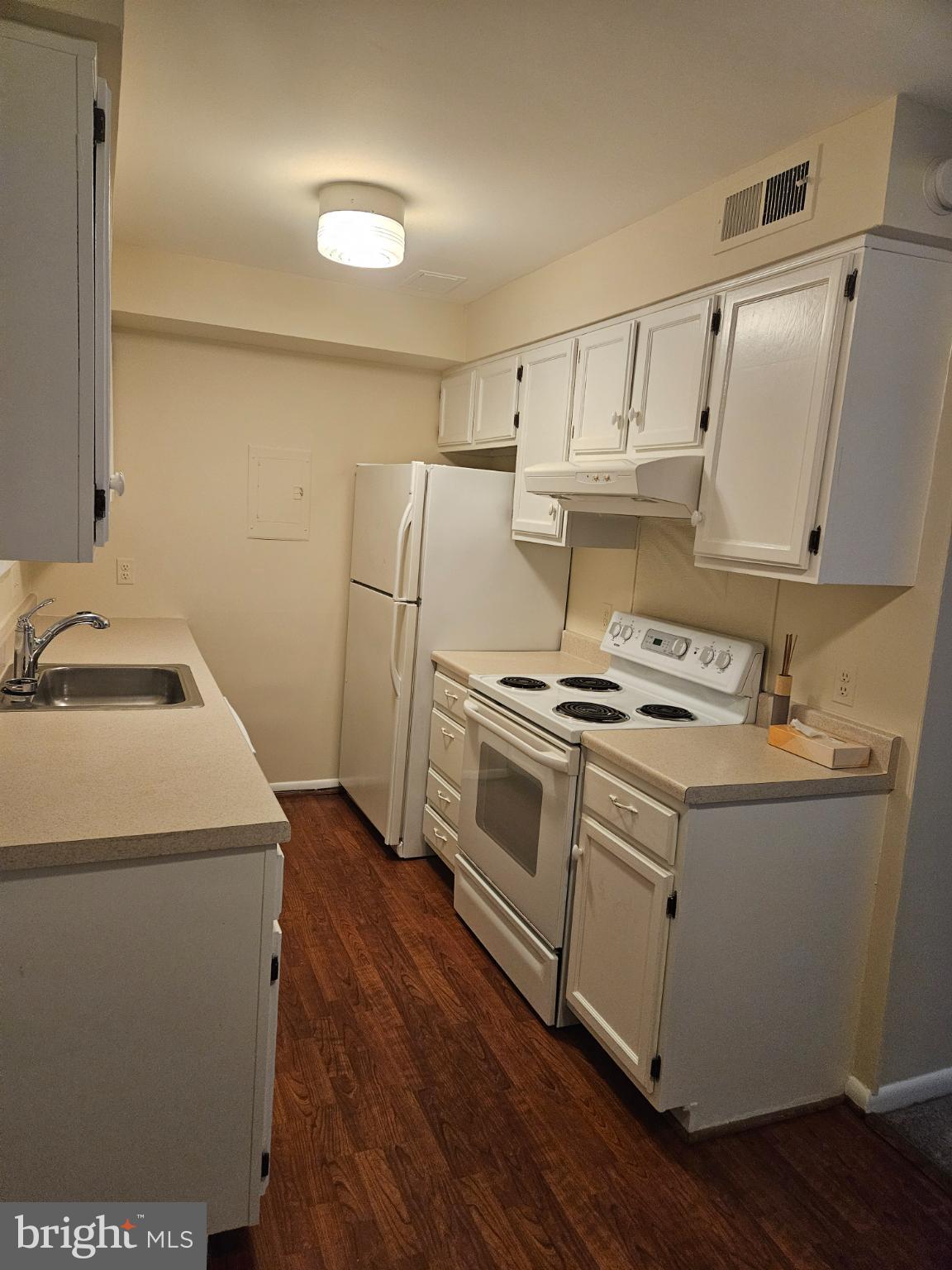 THE ARLINGTON - Residential Lease