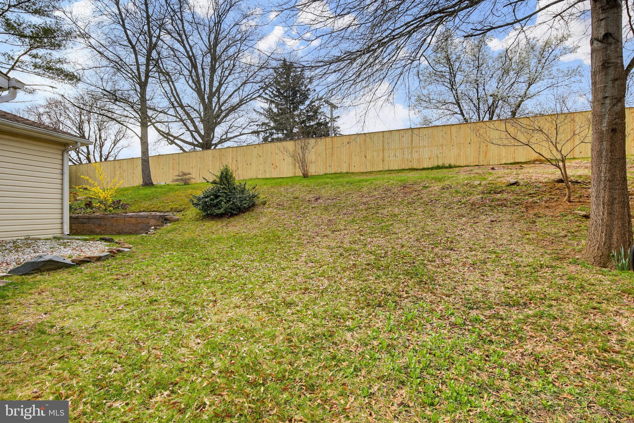 CROFTON VILLAGE - Residential