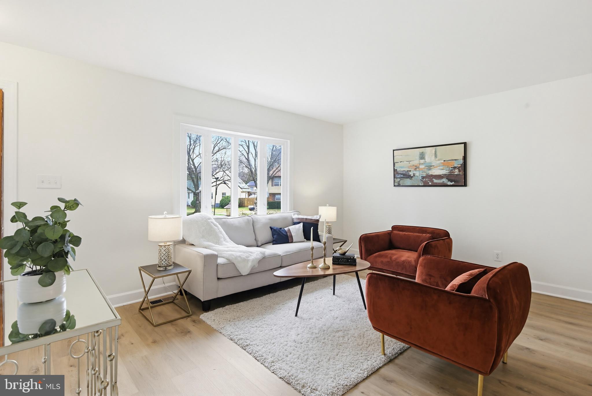 CROFTON VILLAGE - Residential