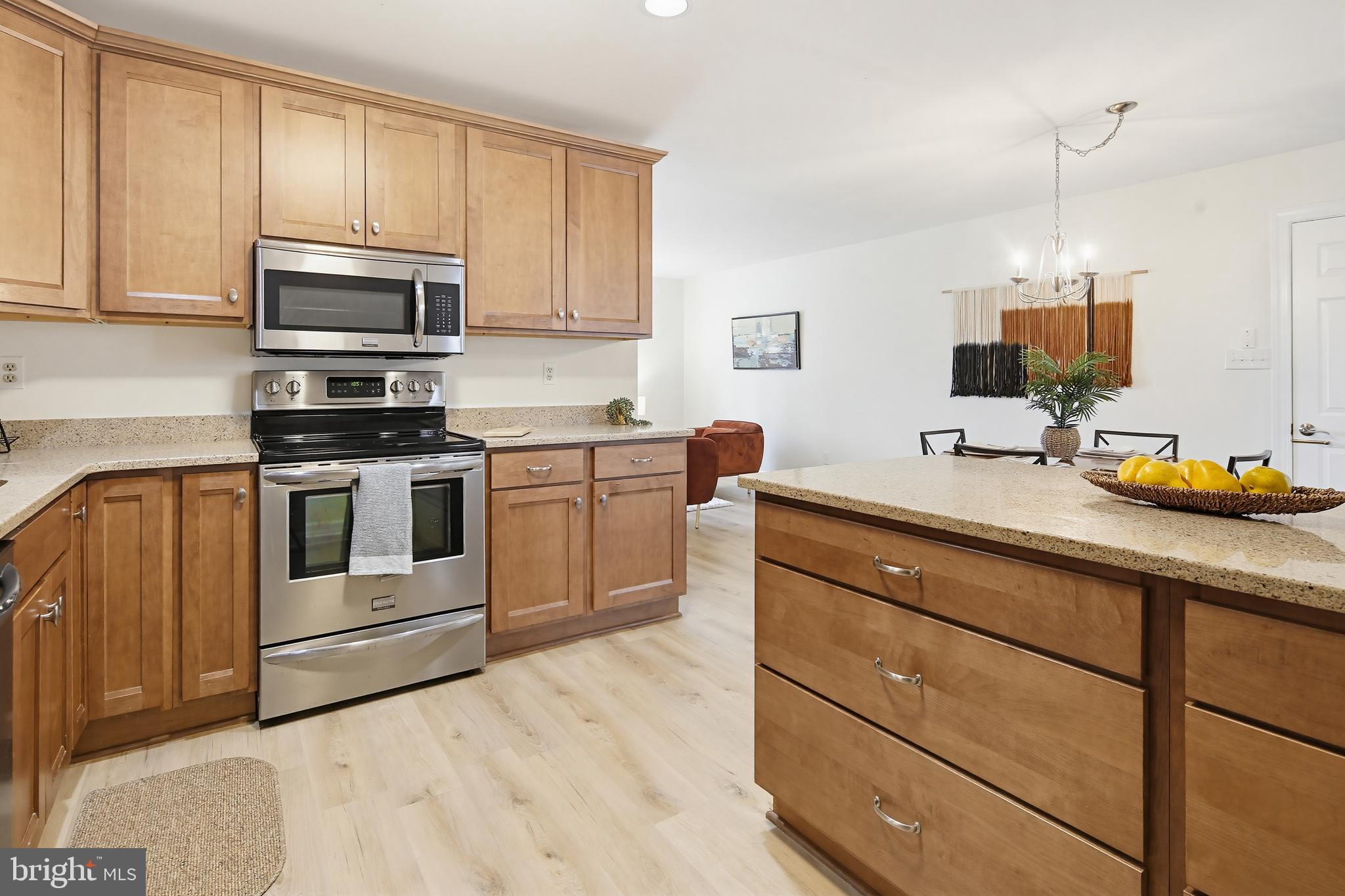 CROFTON VILLAGE - Residential