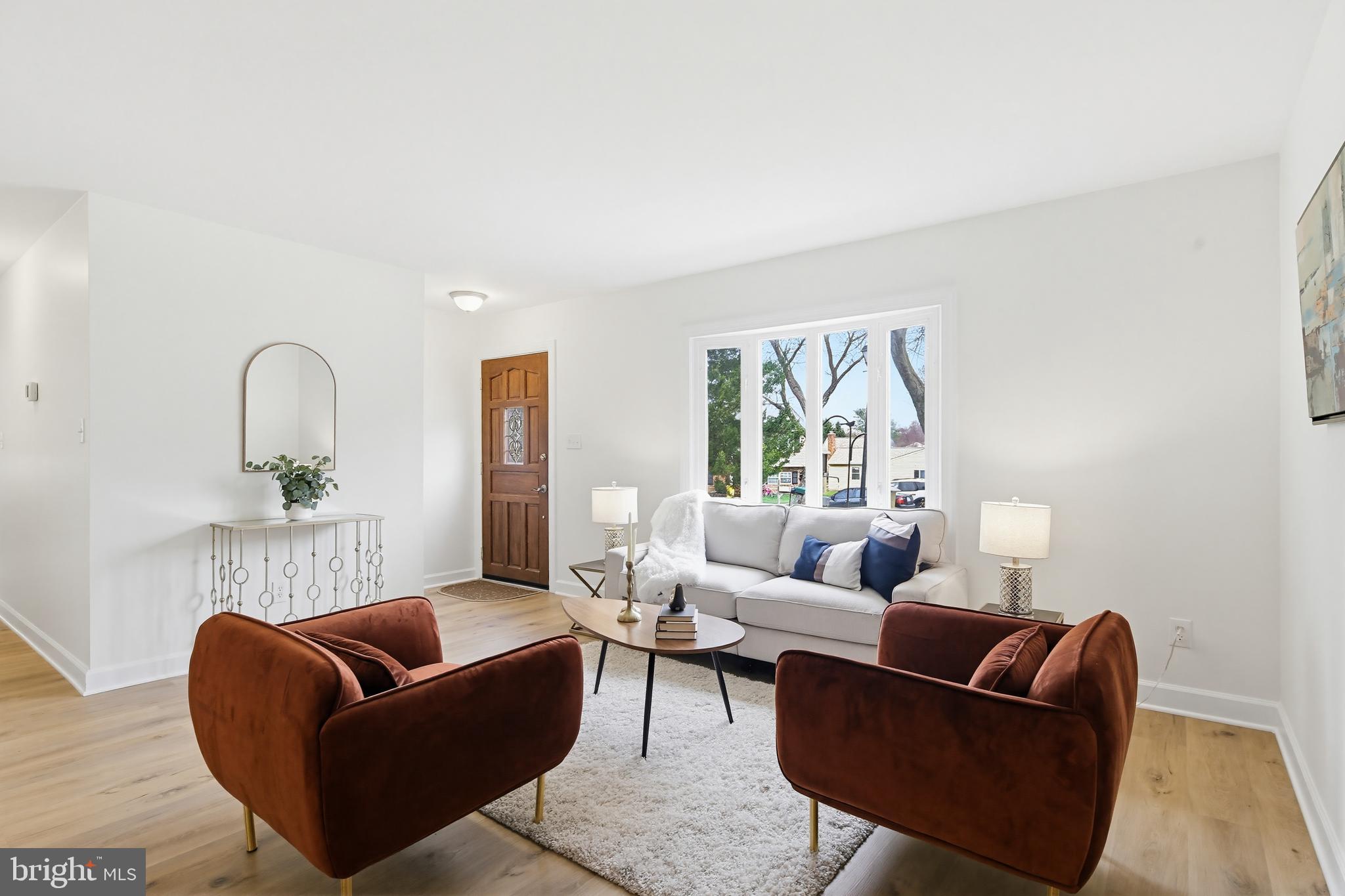 CROFTON VILLAGE - Residential