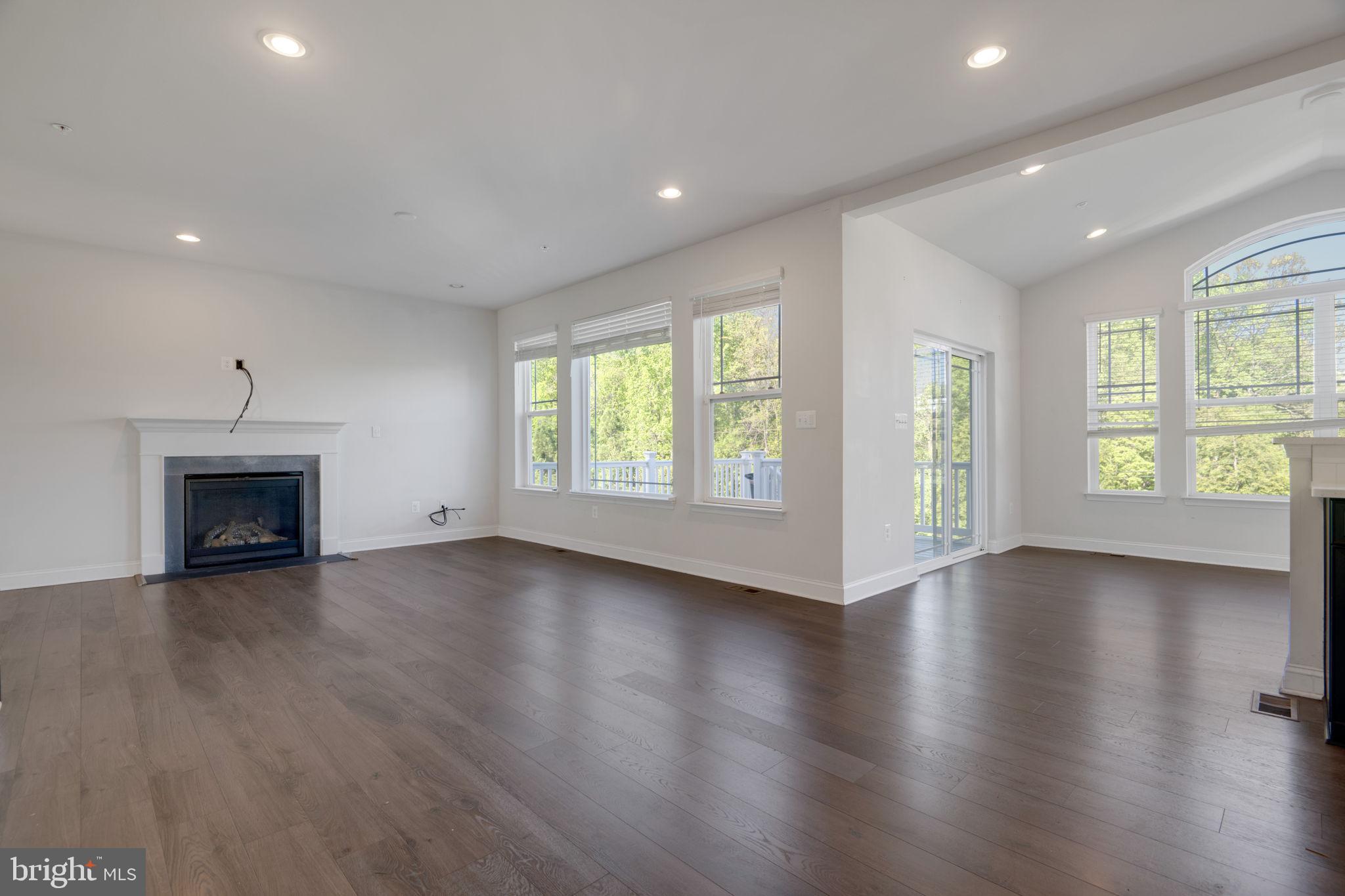 TANYARD COVE - Residential Lease