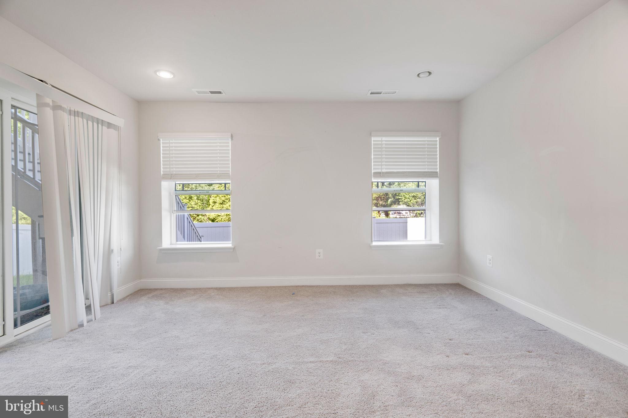 TANYARD COVE - Residential Lease