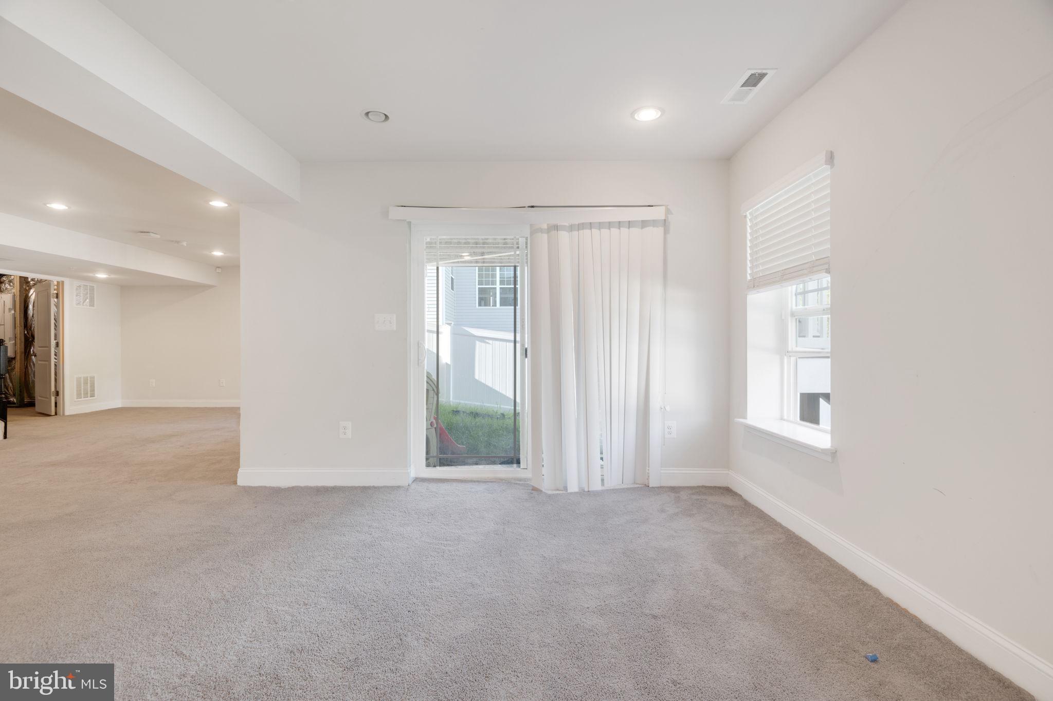 TANYARD COVE - Residential Lease