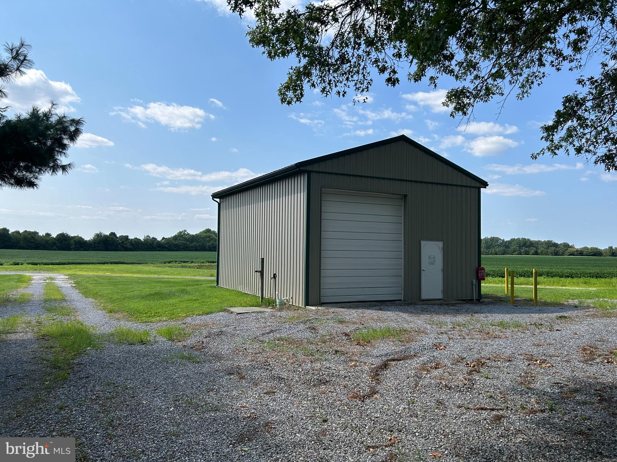 842 SALEM QUINTON ROAD