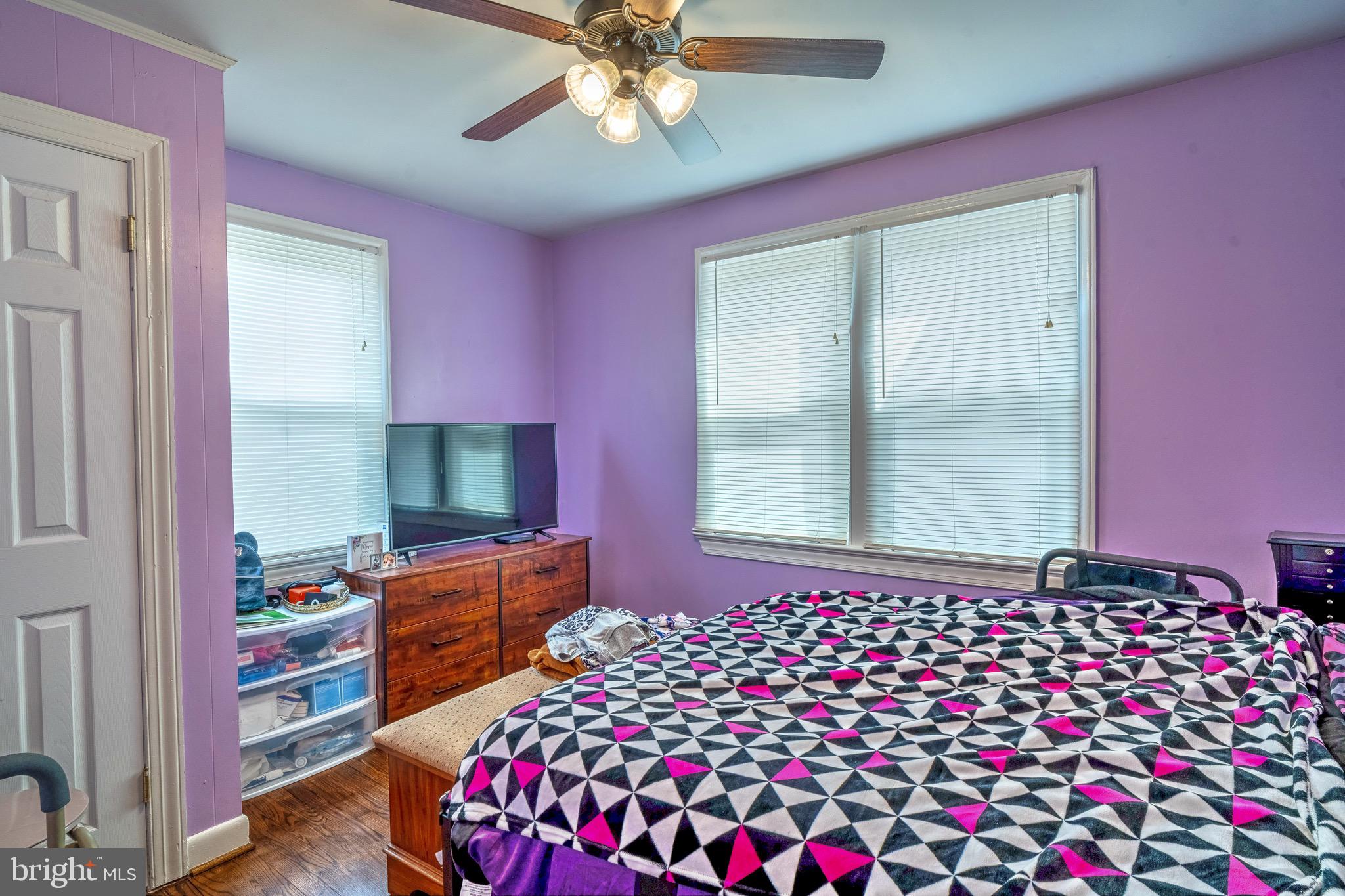 FAIRVIEW VILLAGE - Residential