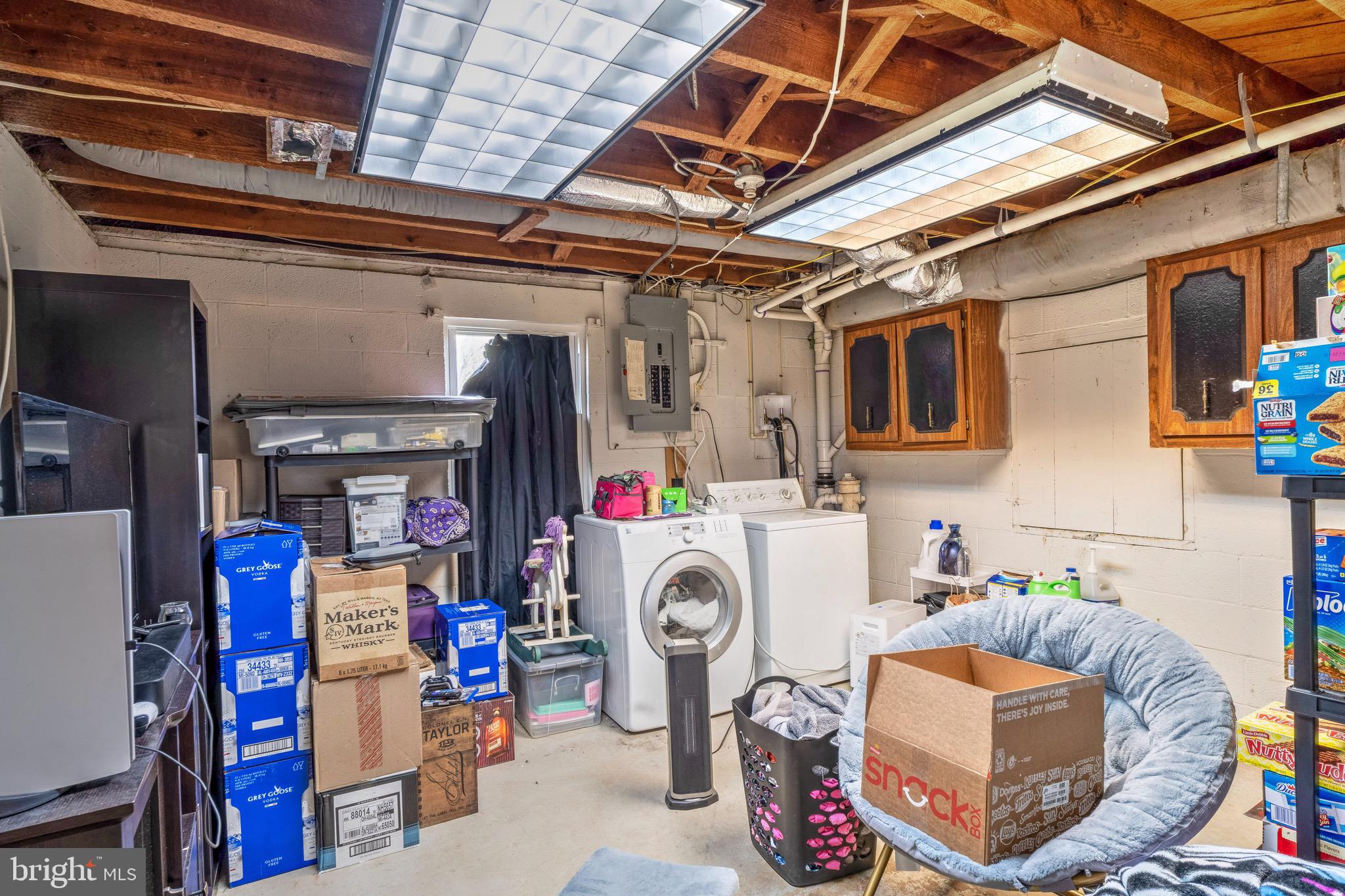 FAIRVIEW VILLAGE - Residential