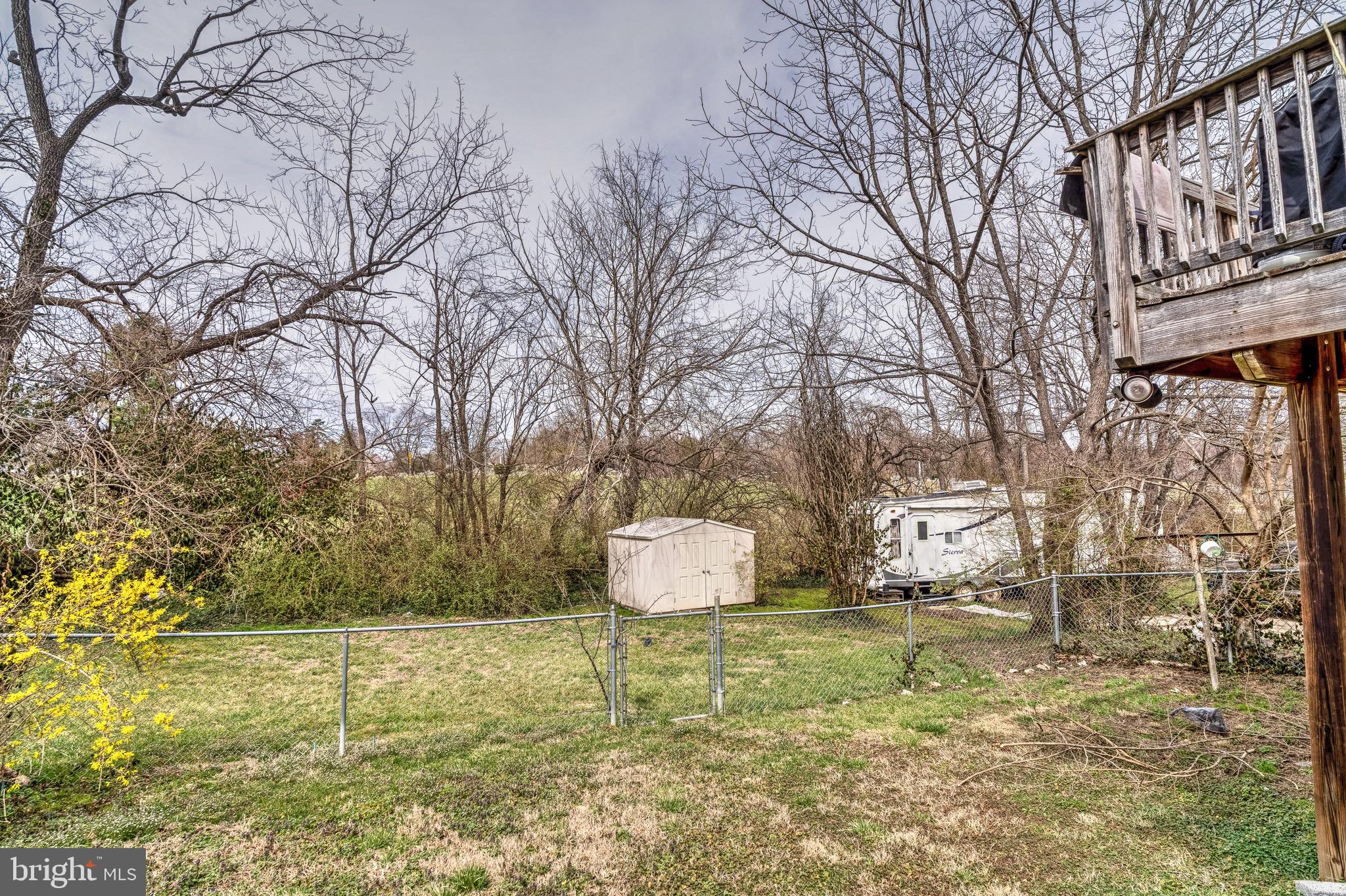 FAIRVIEW VILLAGE - Residential