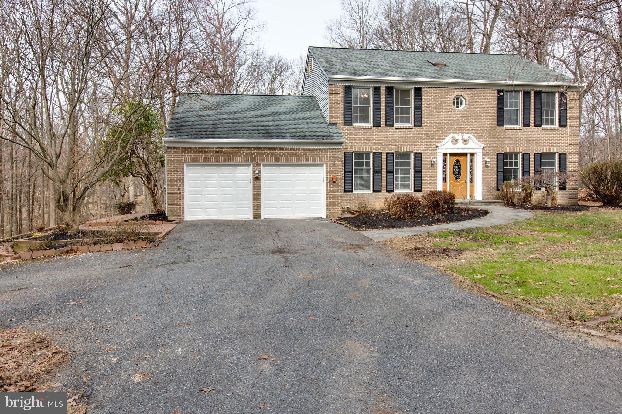 2828 GREEN SHADE COURT