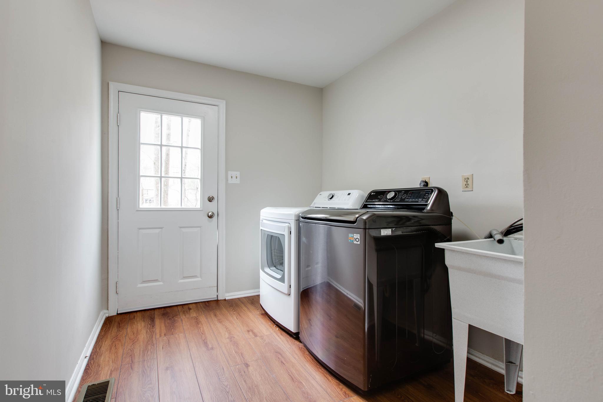 ST JOHNS GREEN - Residential