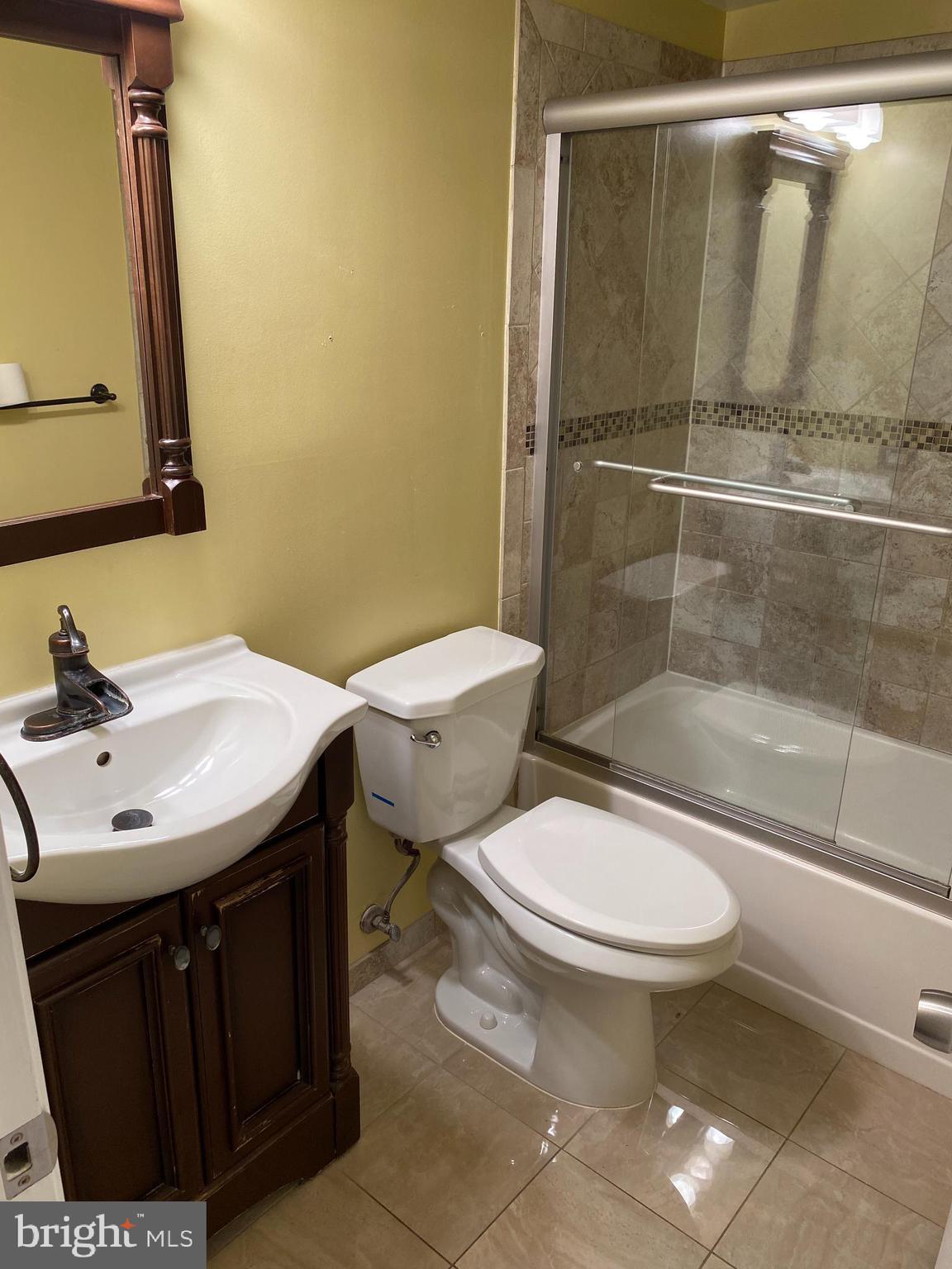 BURKE COVE - Residential Lease