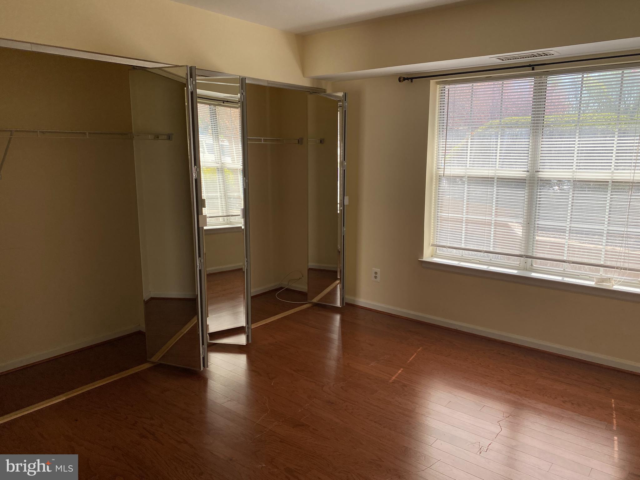 BURKE COVE - Residential Lease