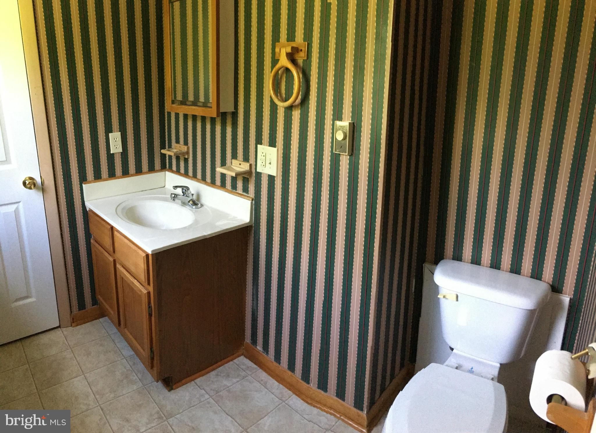 NORTHWOOD RANCH ESTATES - Residential Lease