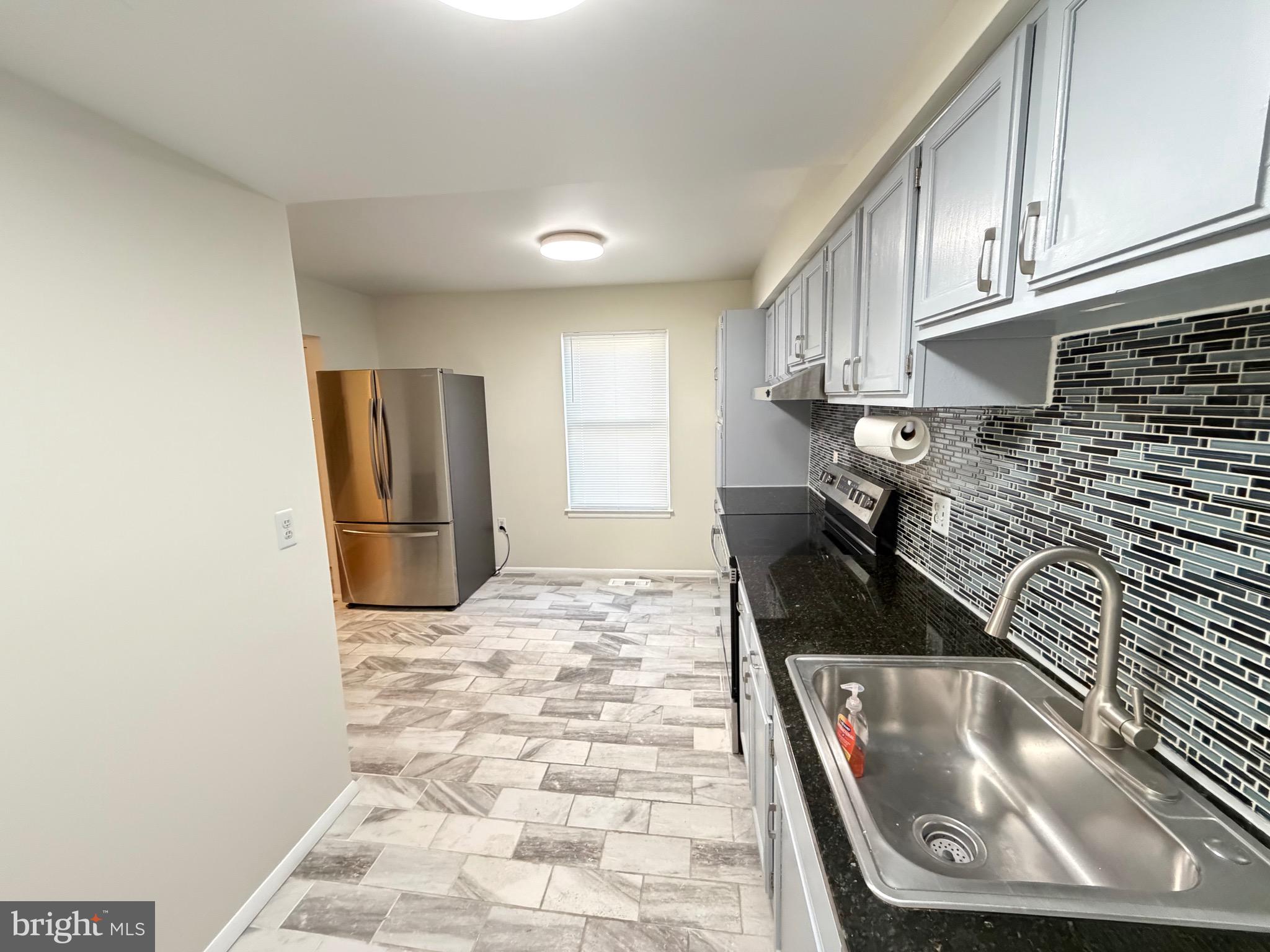 6427 OLD SCOTTS COURT