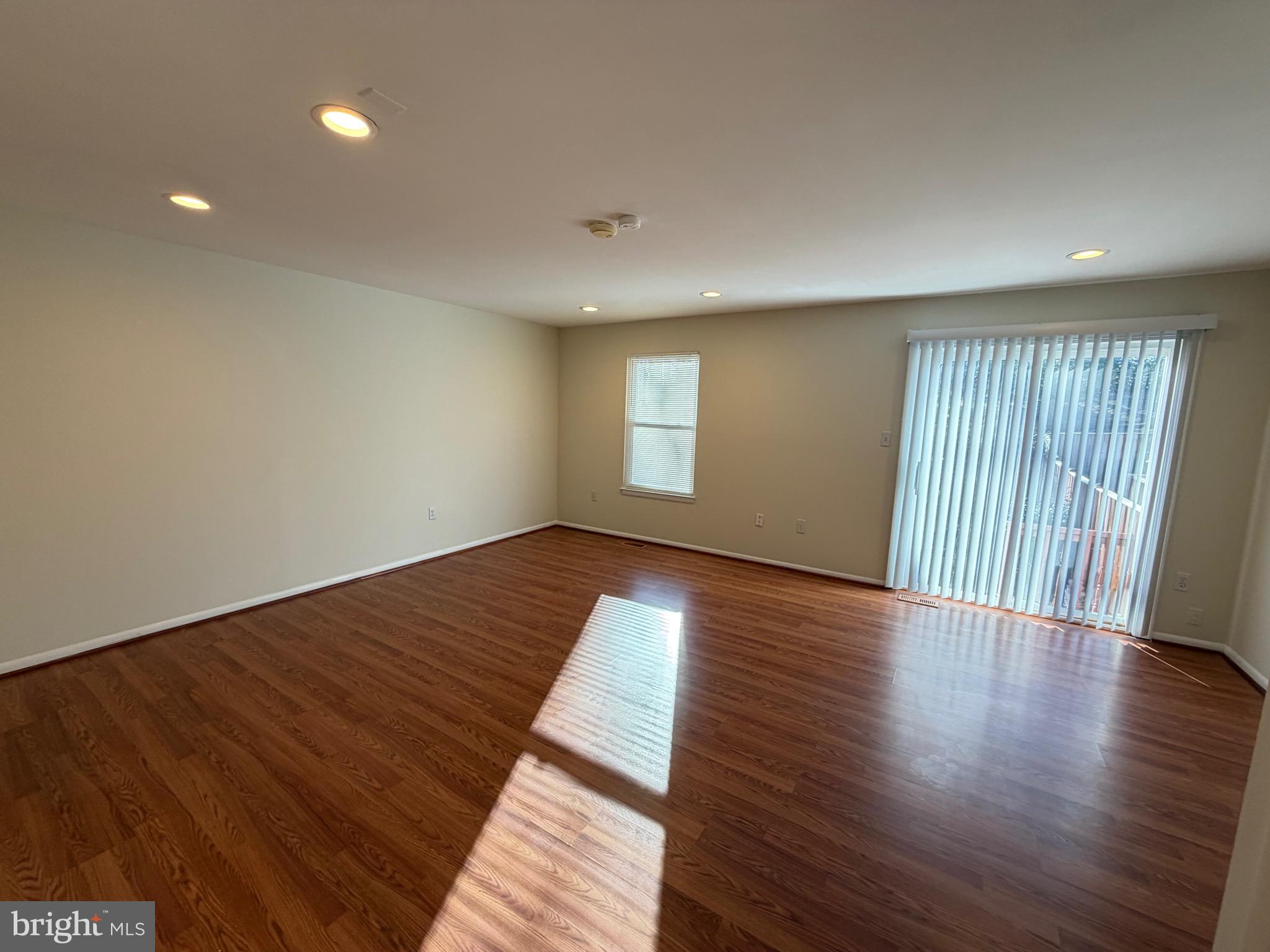 SHANNON STATION - Residential