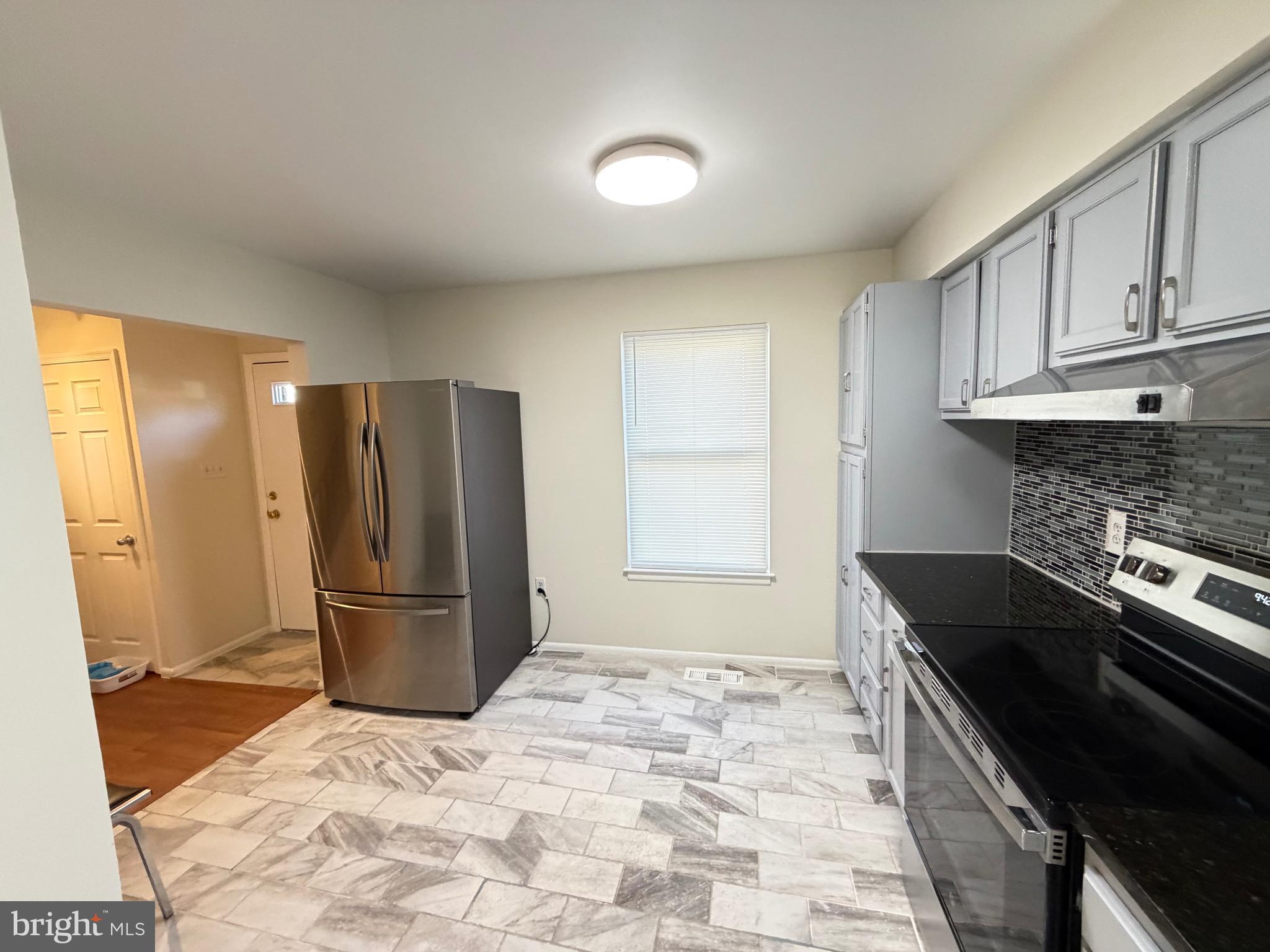 6427 OLD SCOTTS COURT