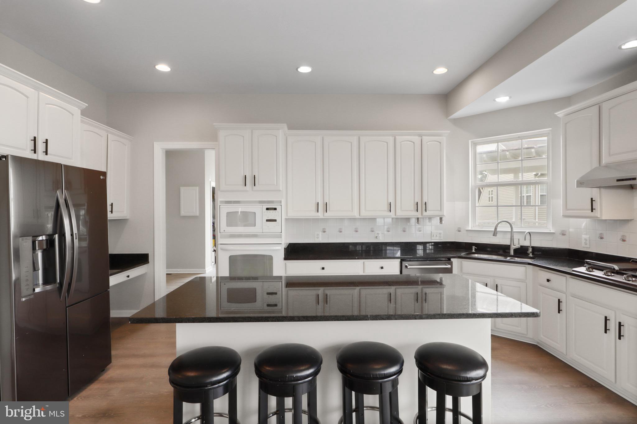 POTOMAC OAKS - Residential