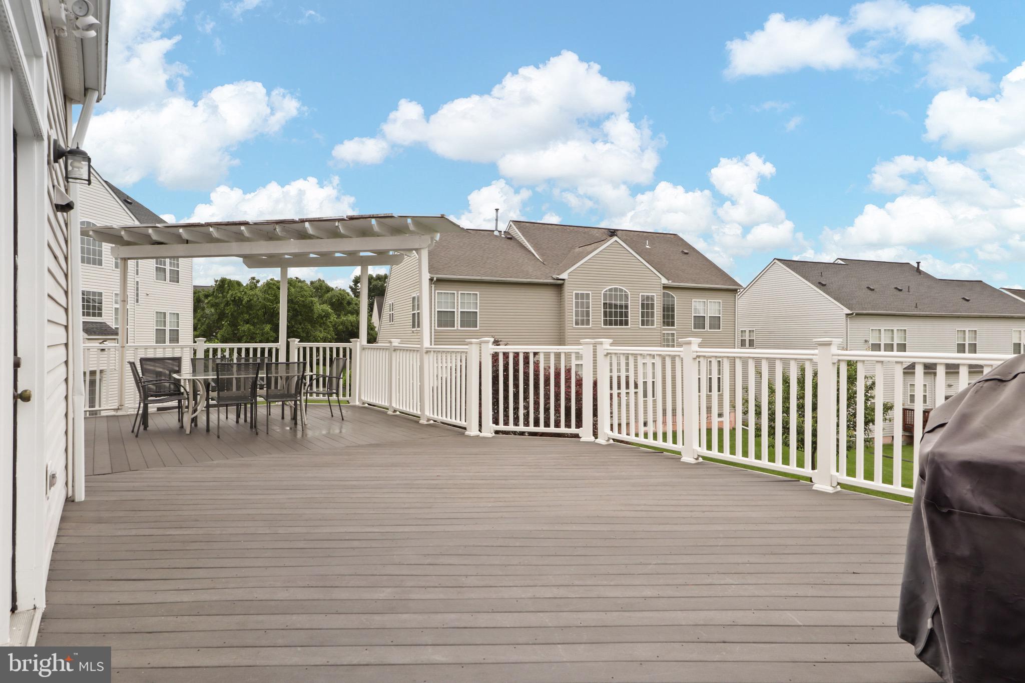 POTOMAC OAKS - Residential