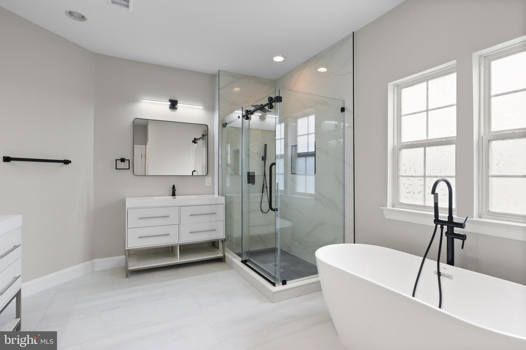 POTOMAC OAKS - Residential