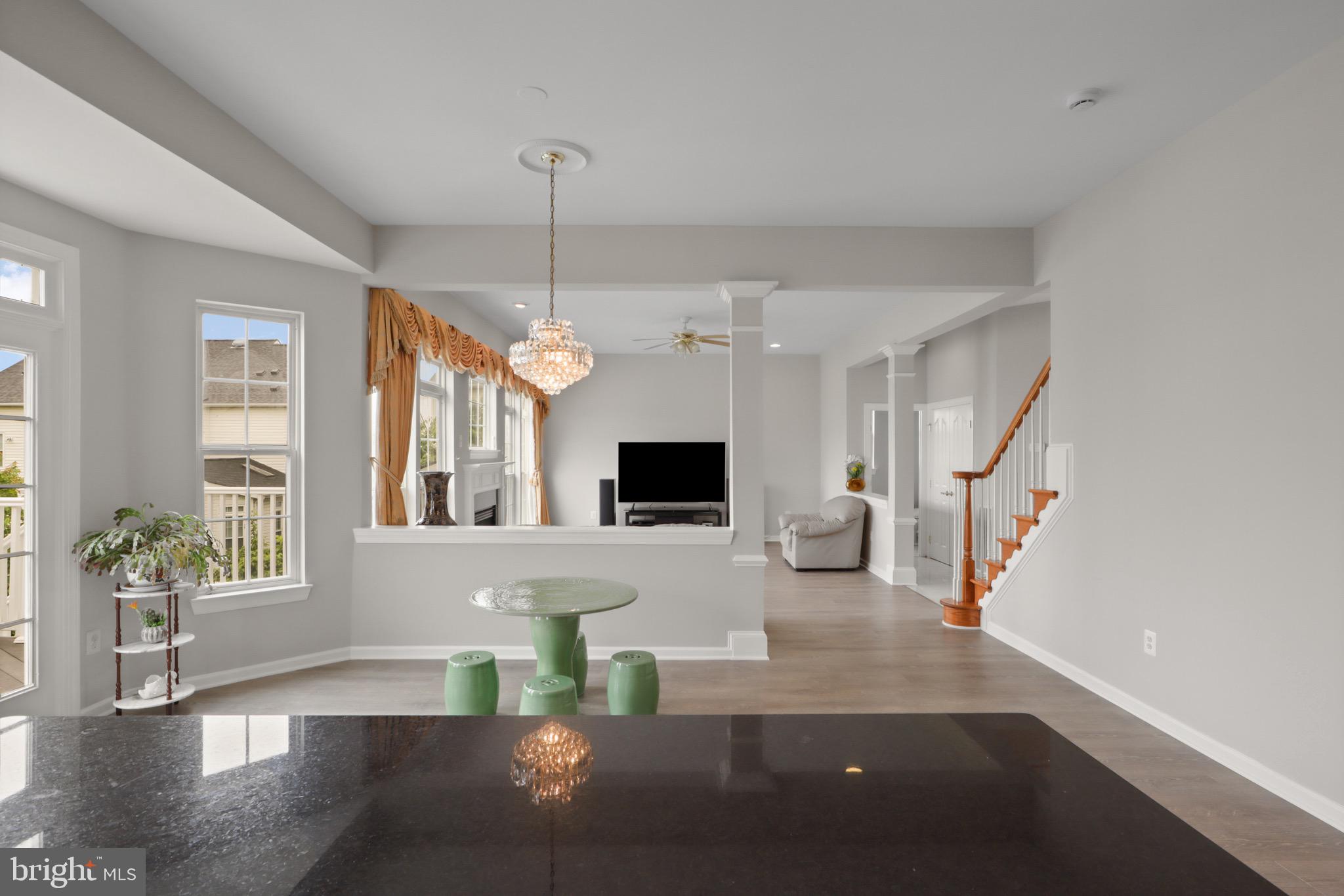 POTOMAC OAKS - Residential