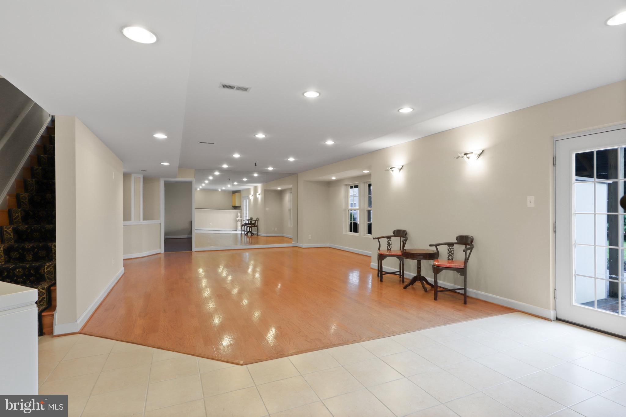 POTOMAC OAKS - Residential