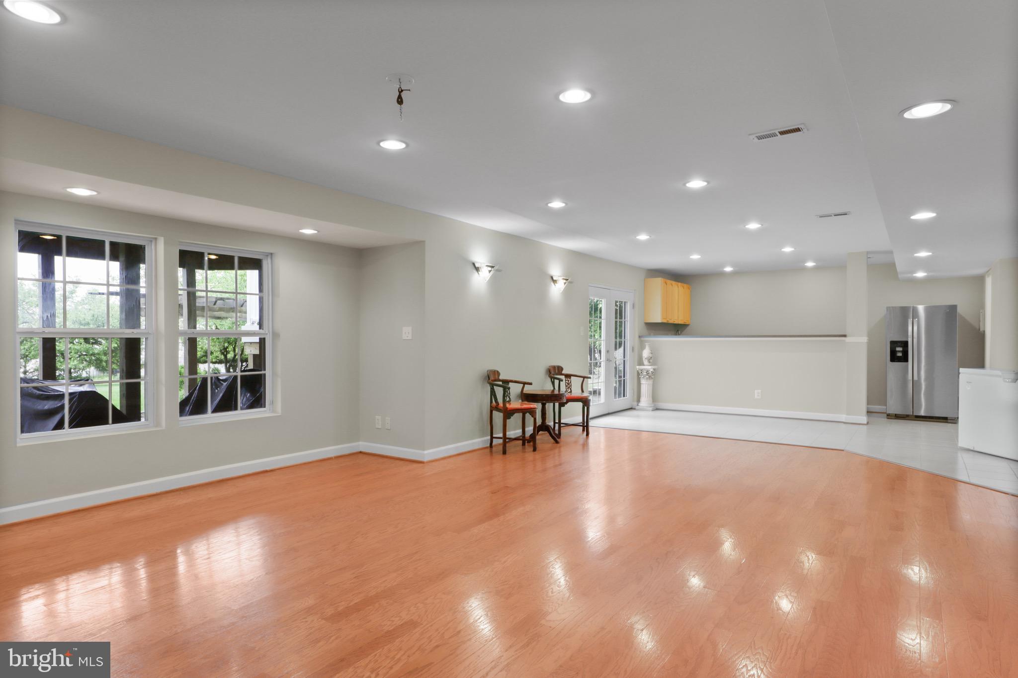 POTOMAC OAKS - Residential