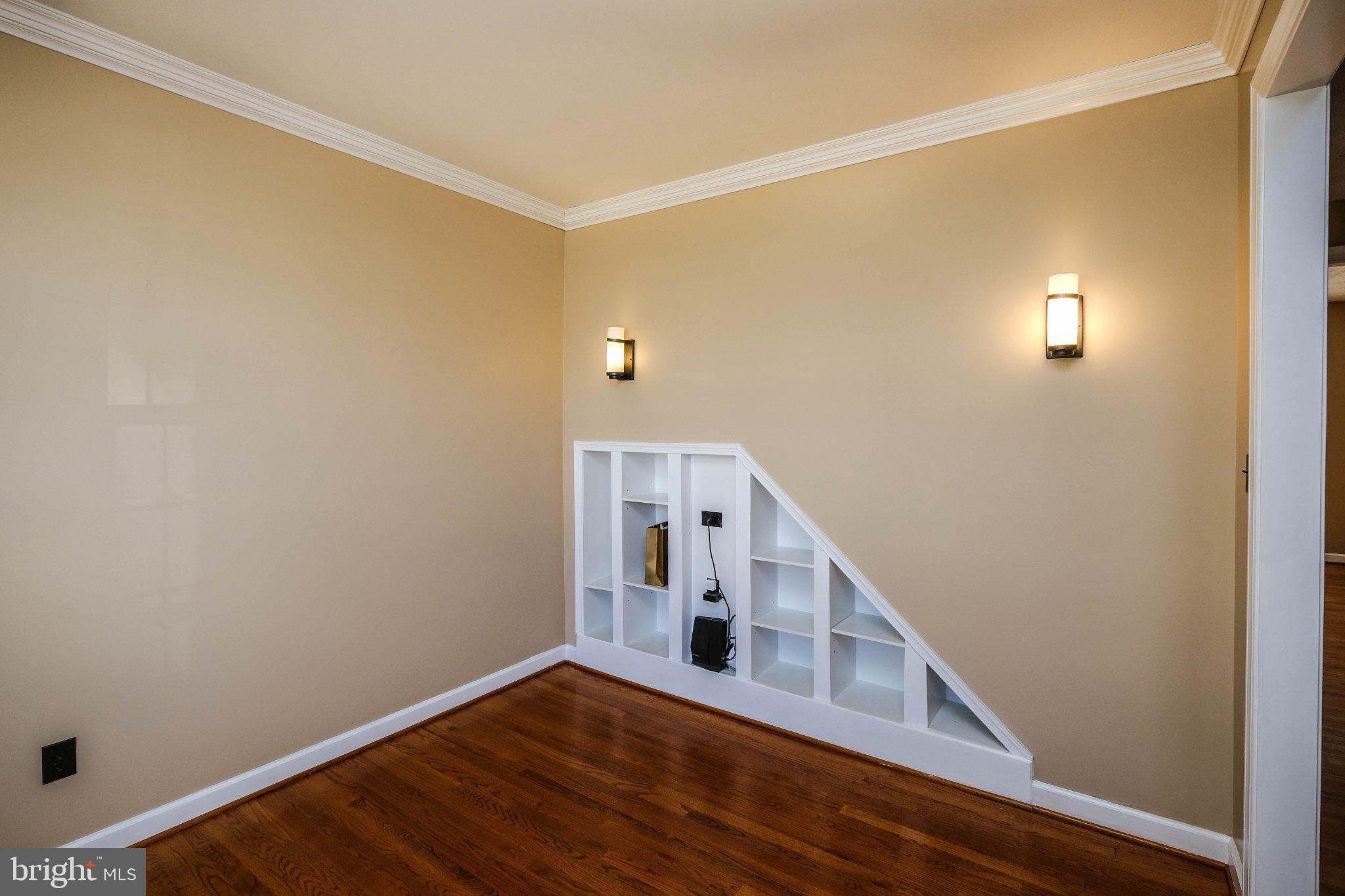 109 KABARDIN COURT