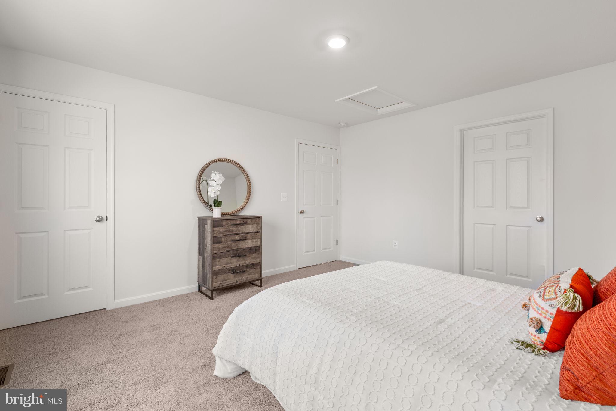 FRESHWATER ESTATES - Residential