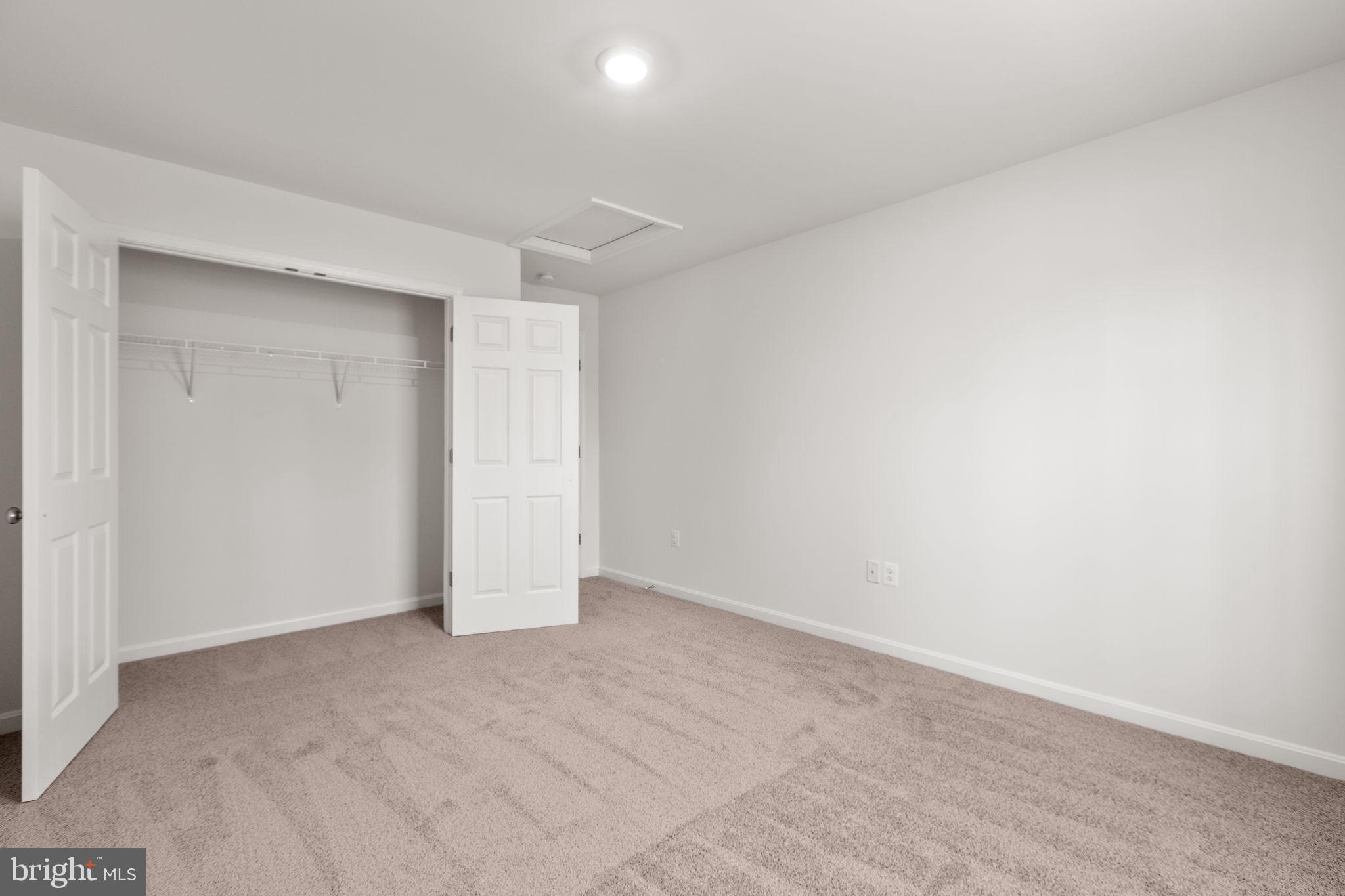 FRESHWATER ESTATES - Residential