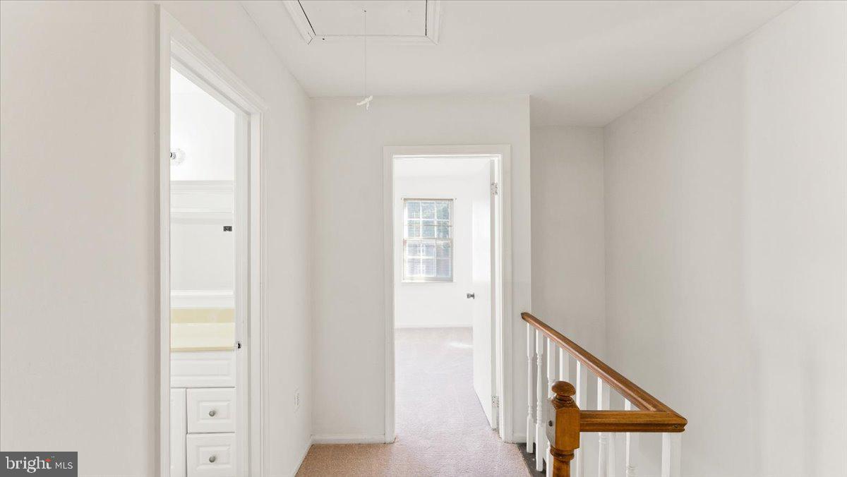 THE MEADOWS - Residential Lease