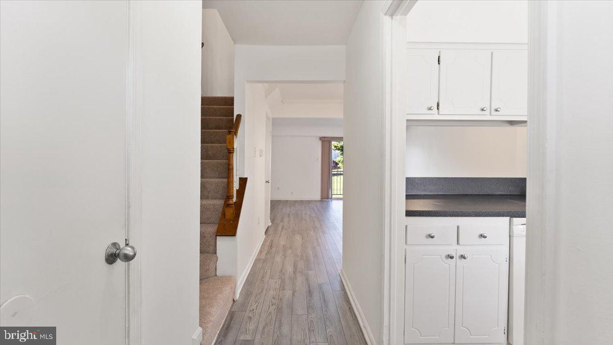 THE MEADOWS - Residential Lease