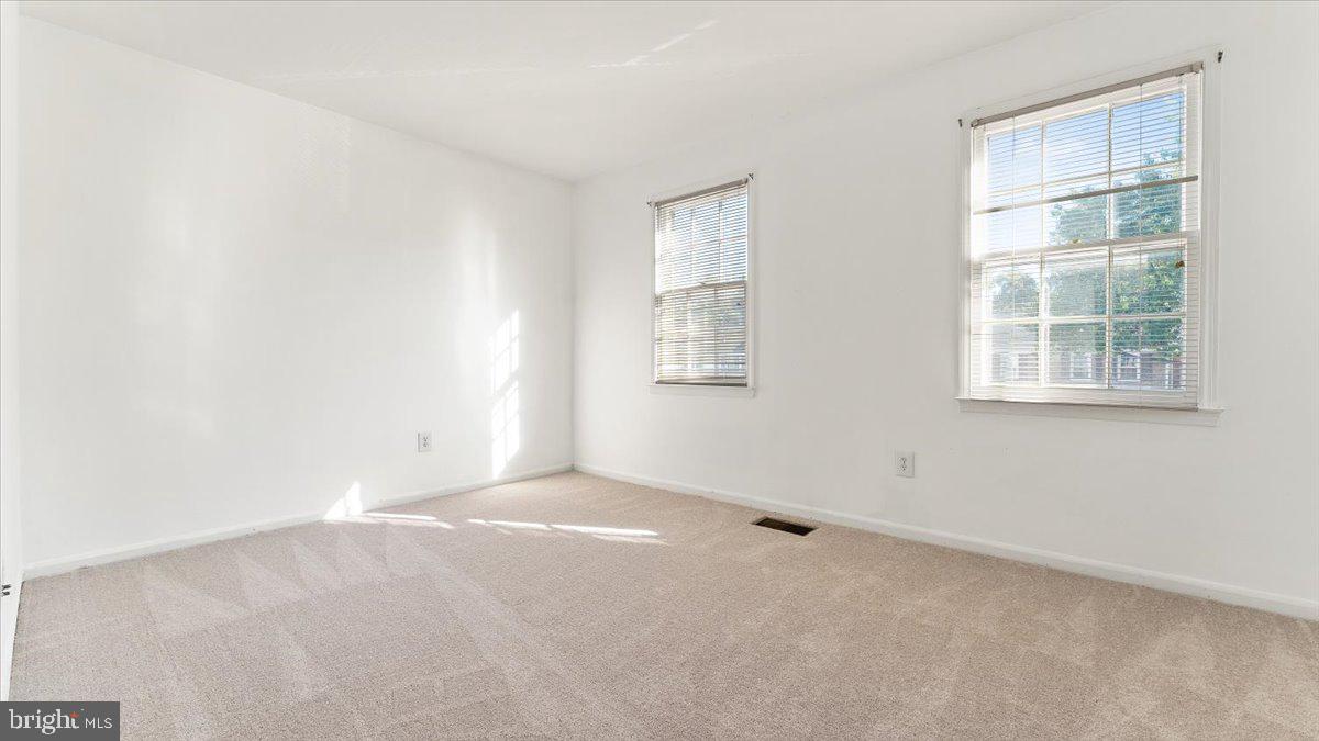 THE MEADOWS - Residential Lease