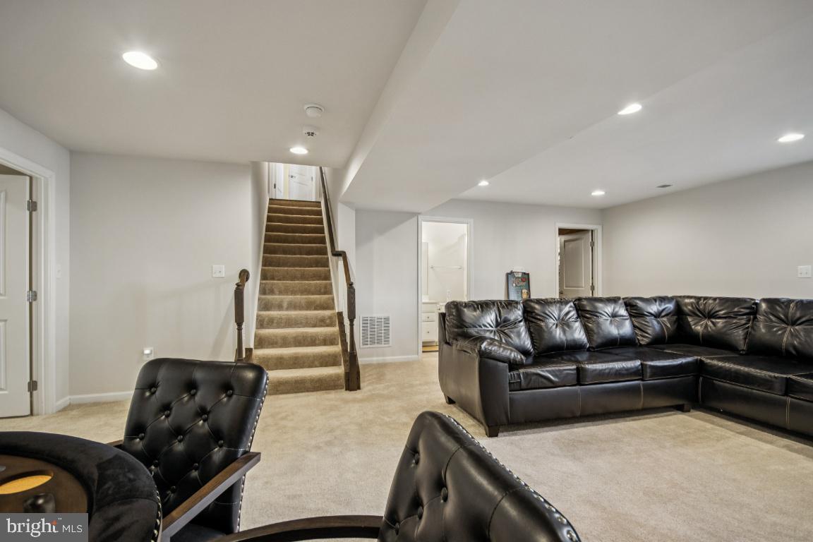 LEES PARKE - Residential