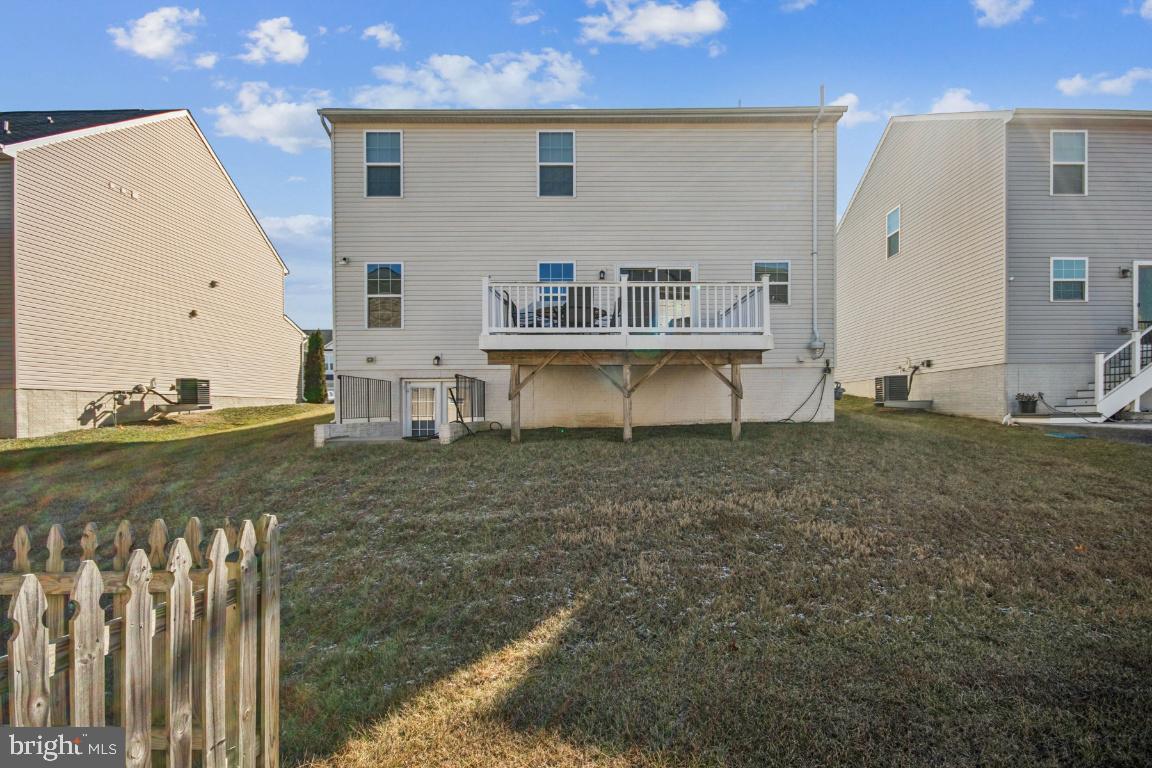 LEES PARKE - Residential