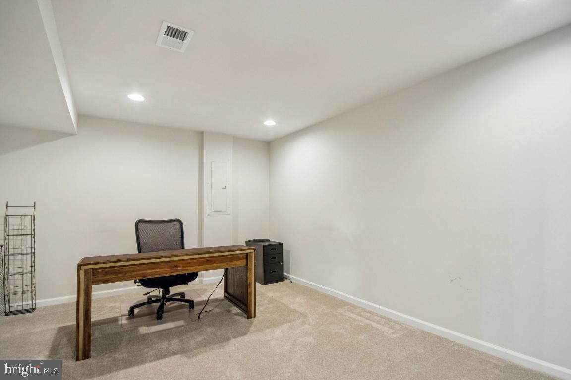 LEES PARKE - Residential