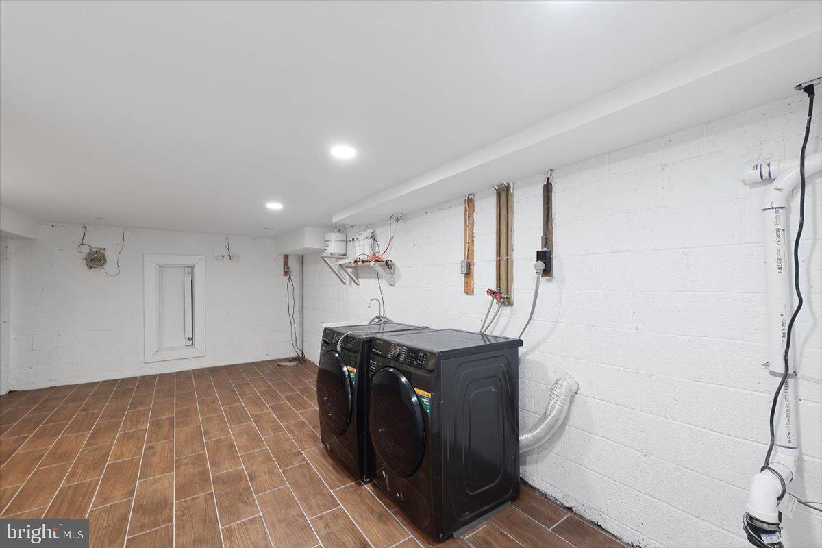 GLYMONT - Residential