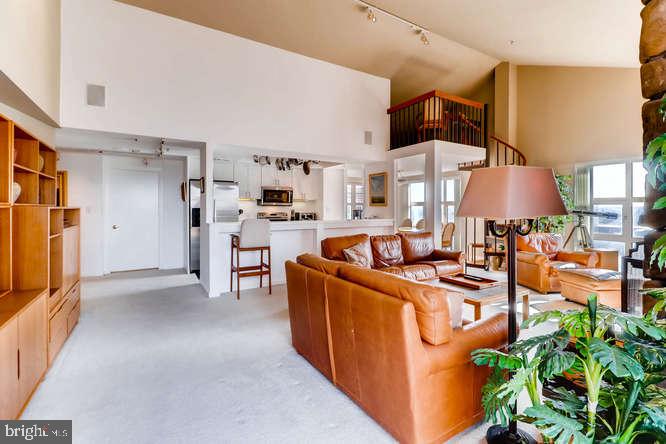 HARBOR EAST - Residential Lease