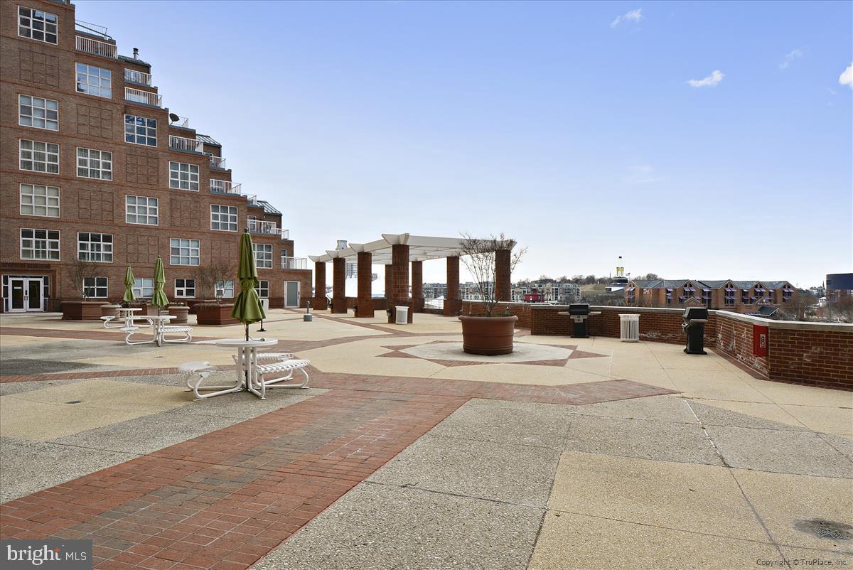 HARBOR EAST - Residential Lease