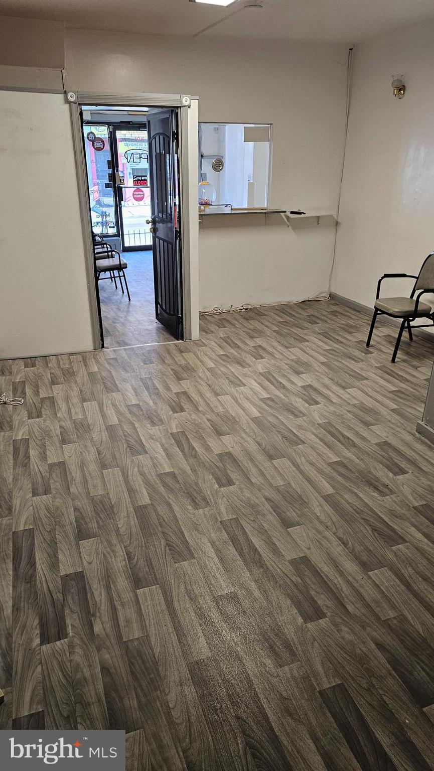FAIRHILL - Commercial Sale
