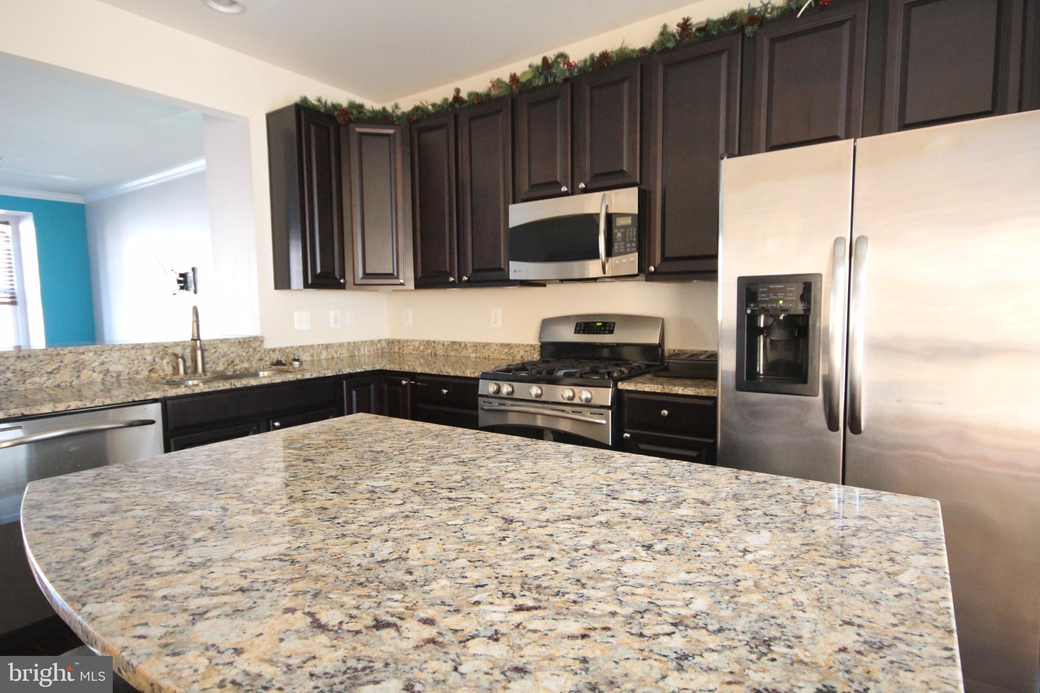 PINE RIDGE CROSSING - Residential