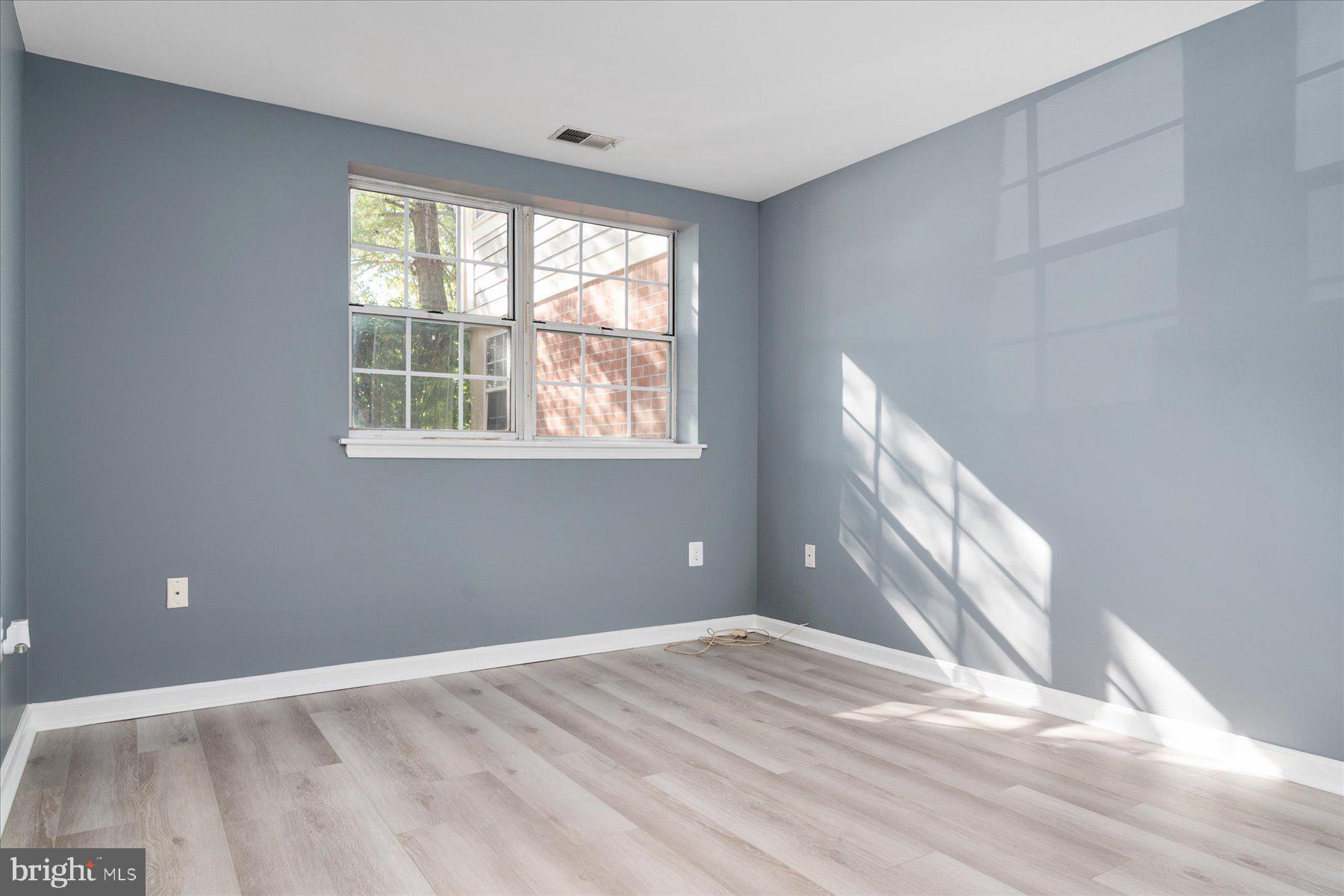 CROMWELL FOUNTAIN - Residential Lease