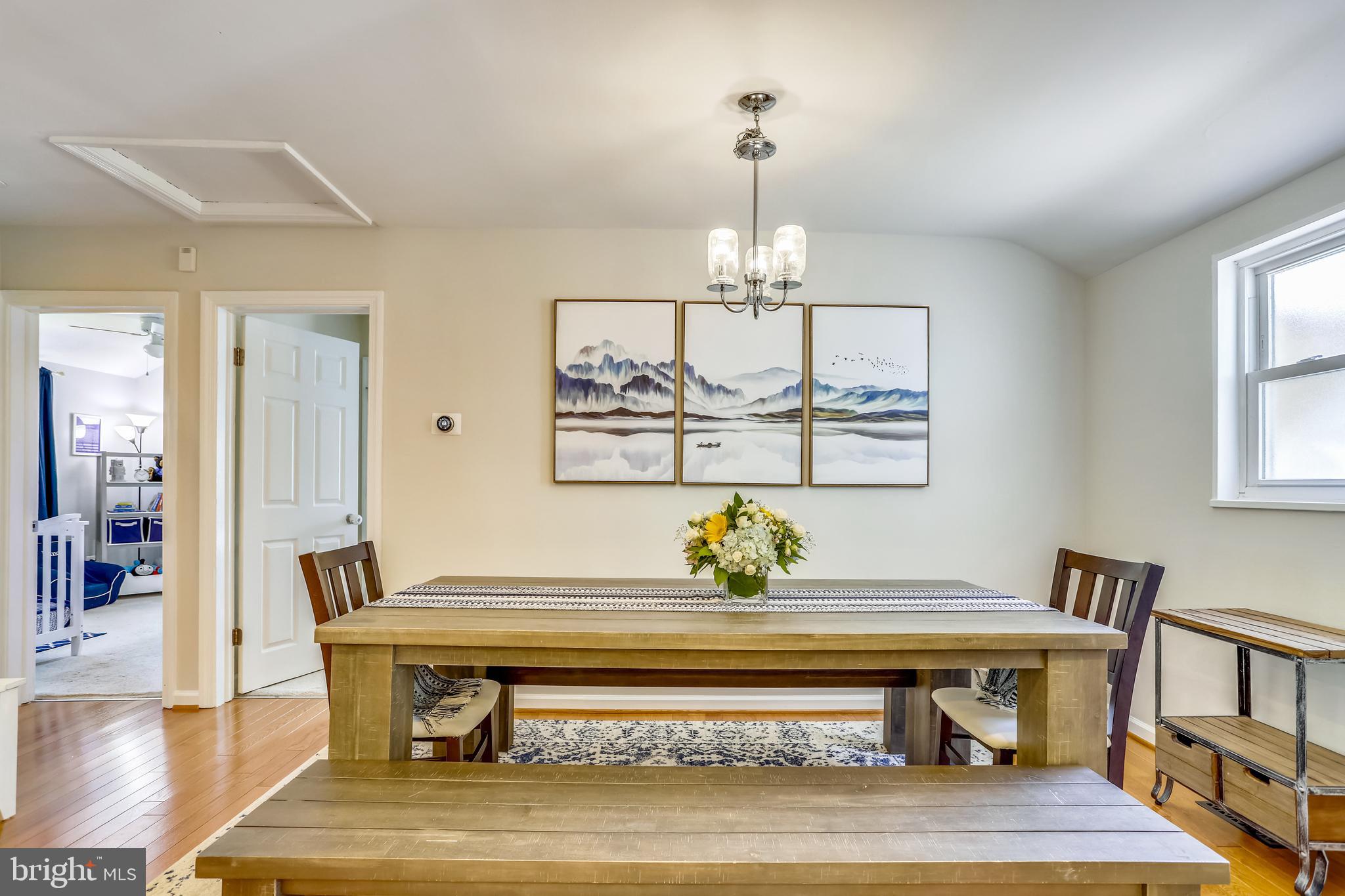 DONNA LEE GARDENS - Residential