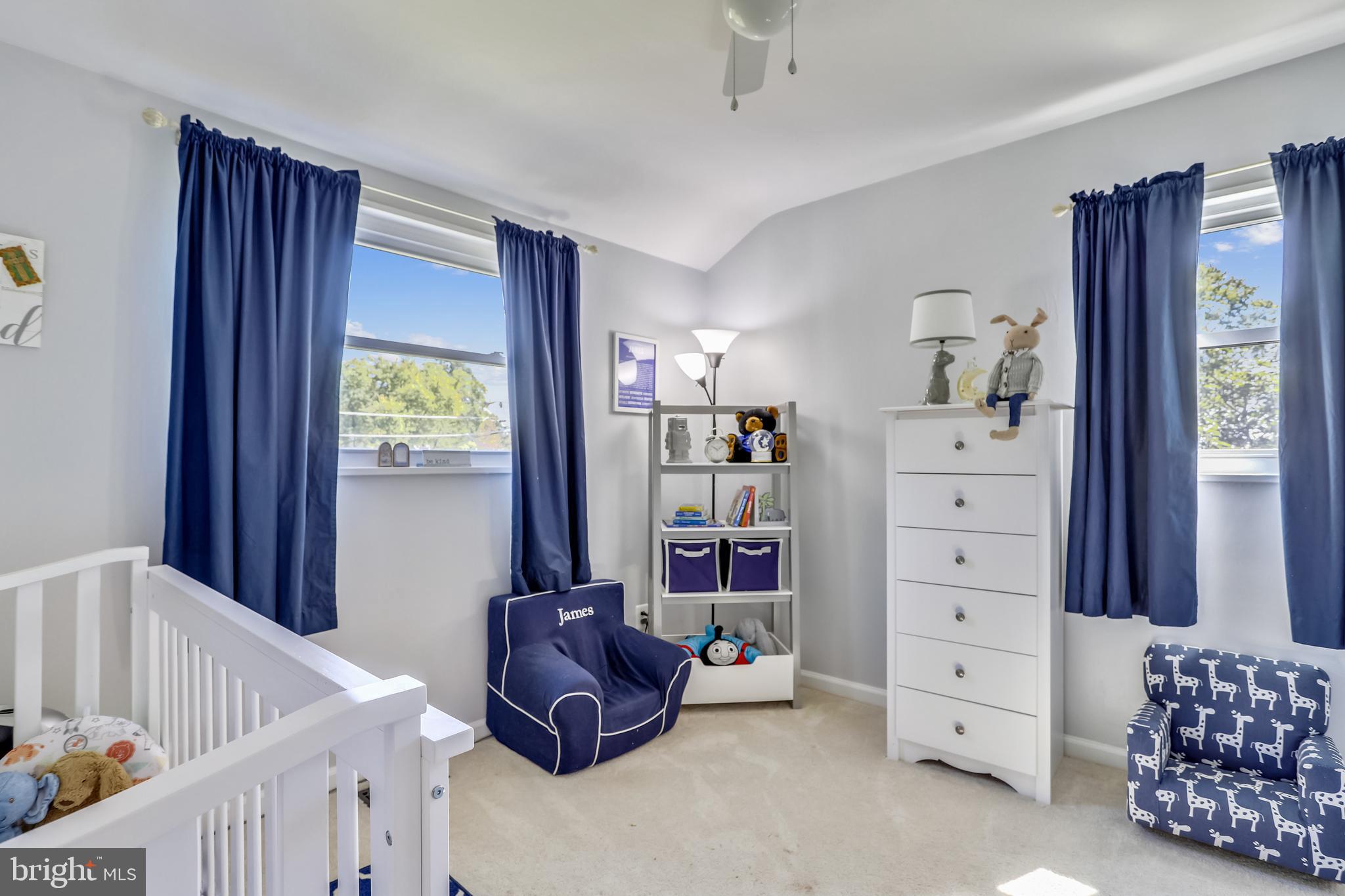 DONNA LEE GARDENS - Residential