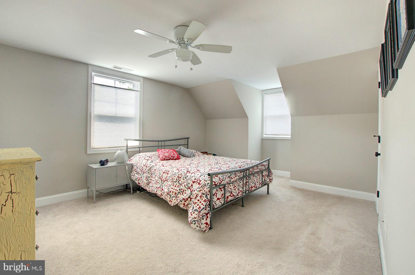 COLONIAL PARK - Residential